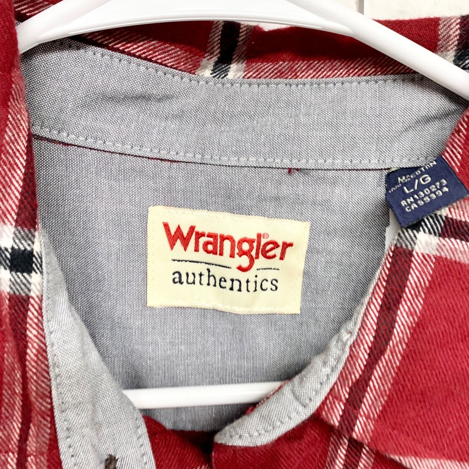 Wrangler Wrangler Shirt Sz Large Button Down Front Pockets Plaid Red Size US L / EU 52-54 / 3 - 2 Thumbnail