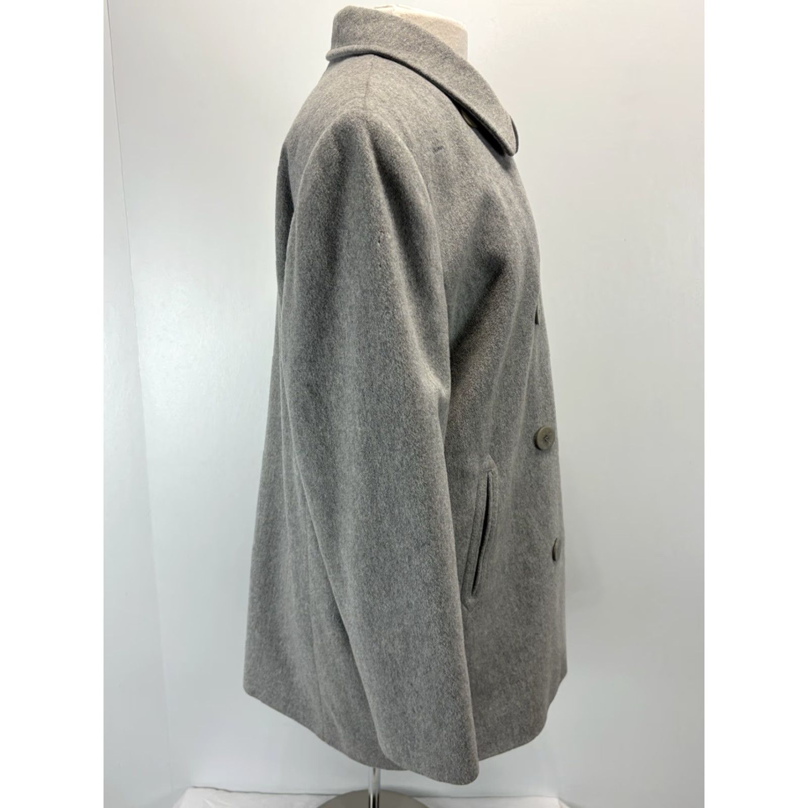 Vintage VINTAGE L.L. Bean Wool Pea Coat Plus Size 18 Women's Gray Lined Cashmere Business Casual Size XXL / US 16-18 / IT 52-54 - 4 Thumbnail