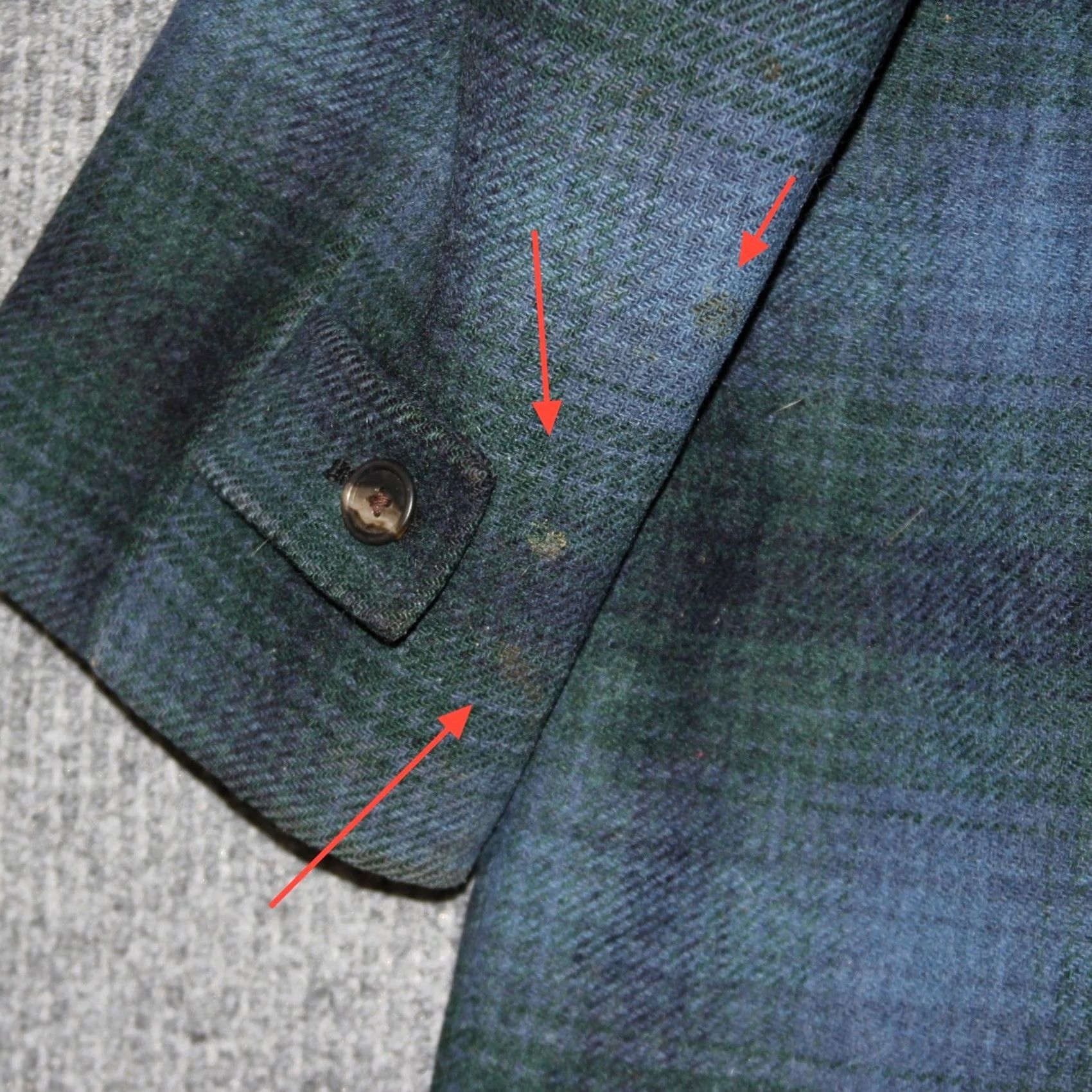 Pendleton VTG Pendleton Coat Mens L Blue Green Plaid Wool Blend Fur Collar Button Front Size US L / EU 52-54 / 3 - 7 Thumbnail