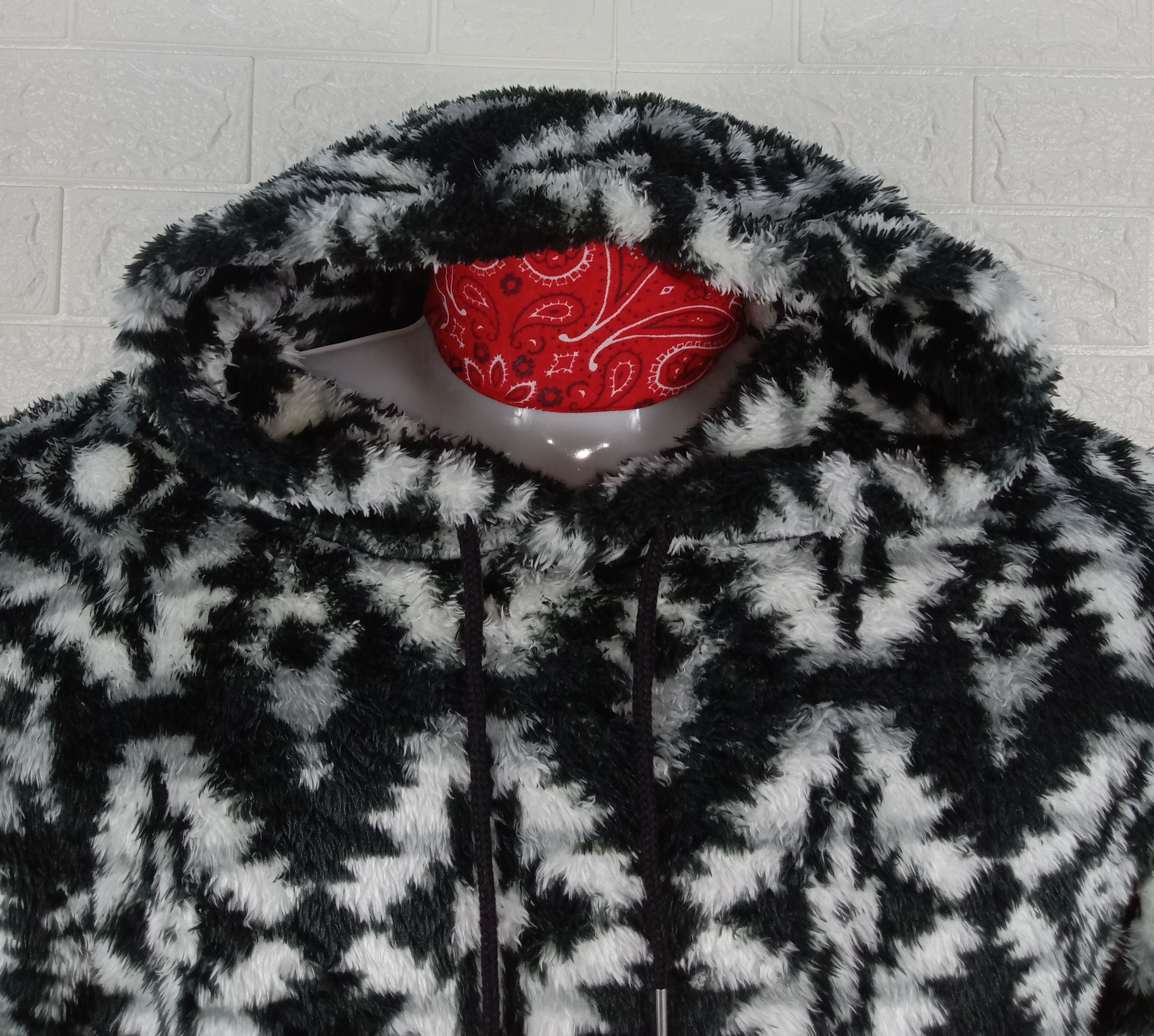 Japanese Brand Vintage Rill Fox Navajo Design Hoodie Fleece Sweatshirt Size M / US 6-8 / IT 42-44 - 5 Thumbnail