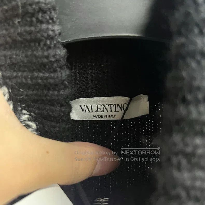 Valentino Valentino Letter floral pattern fur coat Size US M / EU 48-50 / 2 - 4 Thumbnail