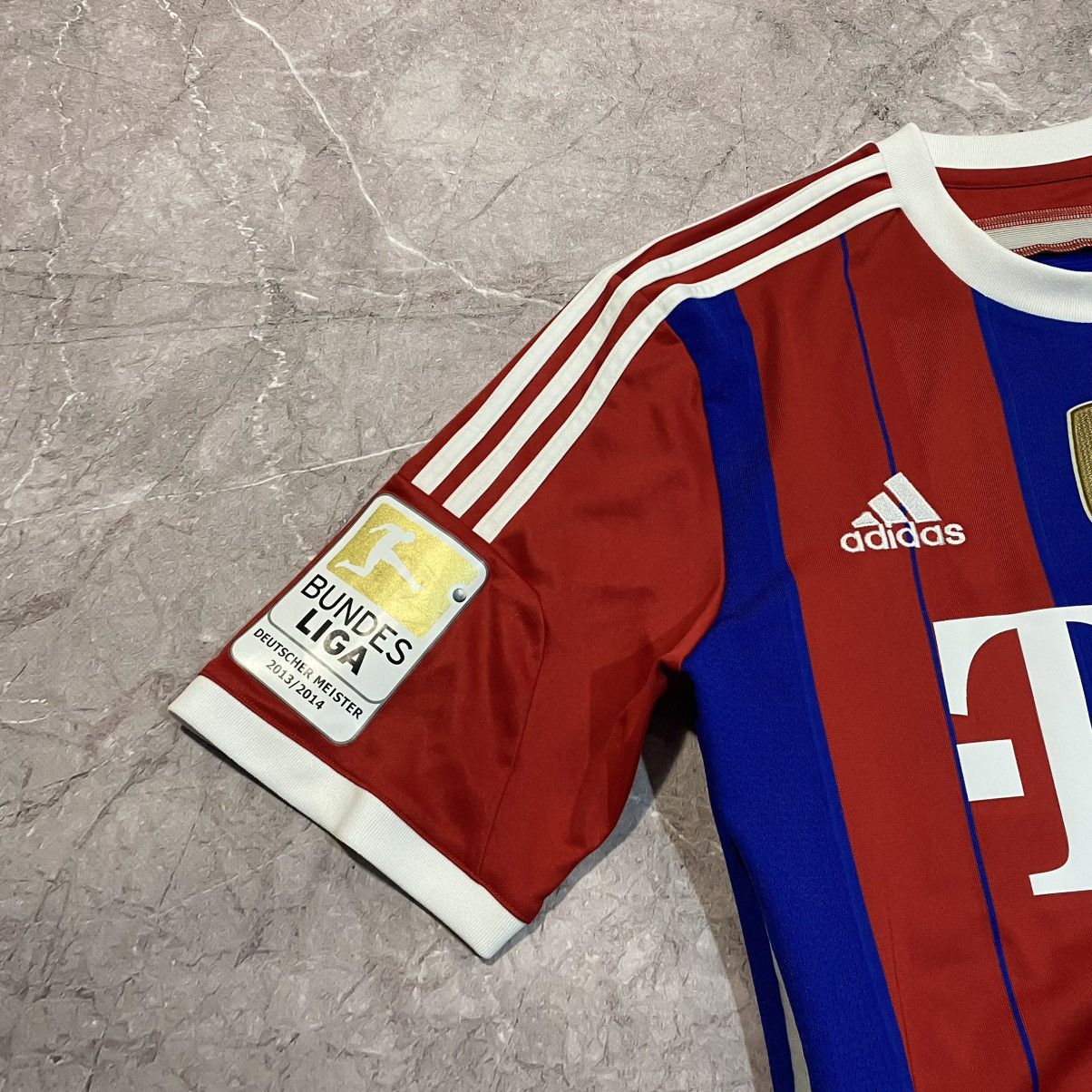 Adidas VINTAGE ADIDAS BAYERN MUNICH TEE BUNDES LIGA SOCCER JERSEY Size US S / EU 44-46 / 1 - 2 Thumbnail