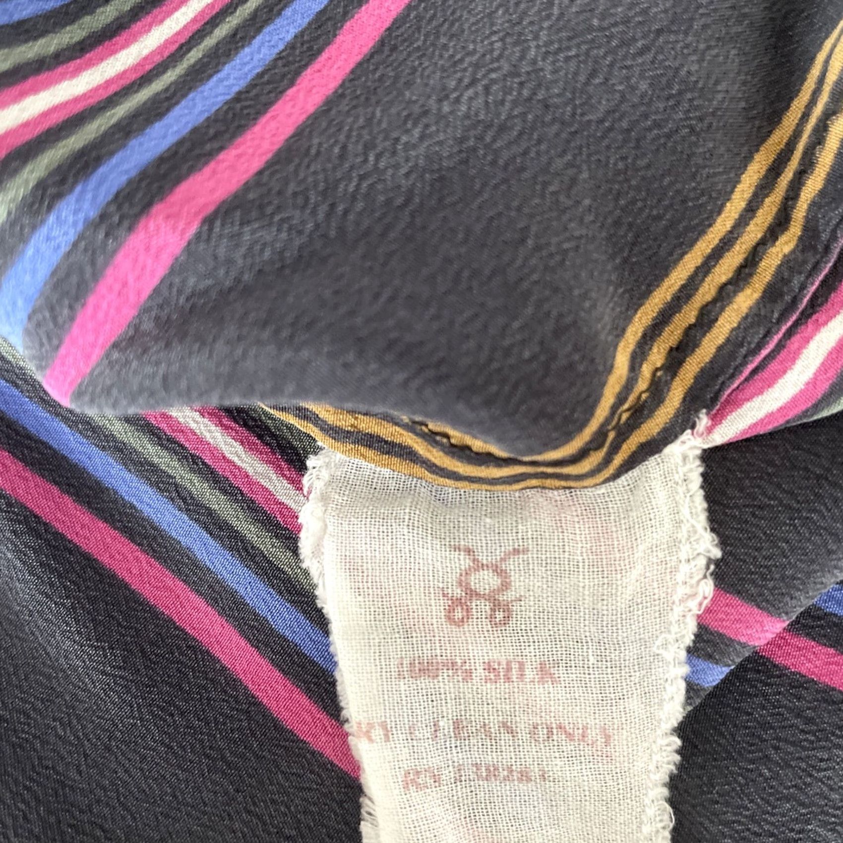 Figue Figue Blouse Shirt Womens XS Silk 100% Relaxed Buttoned Top Tunic Striped City Luxury Debutants? Size XS / US 0-2 / IT 36-38 - 3 Thumbnail