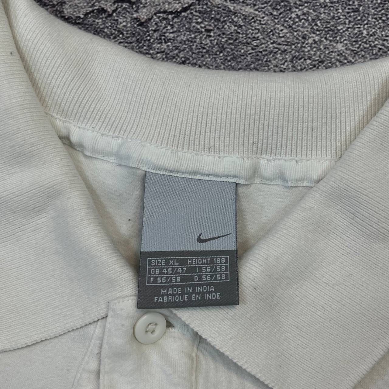 Nike Vintage 90s White Nike Mini Swoosh Heavy Cotton T-Shirt Men Size US XL / EU 56 / 4 - 5 Thumbnail