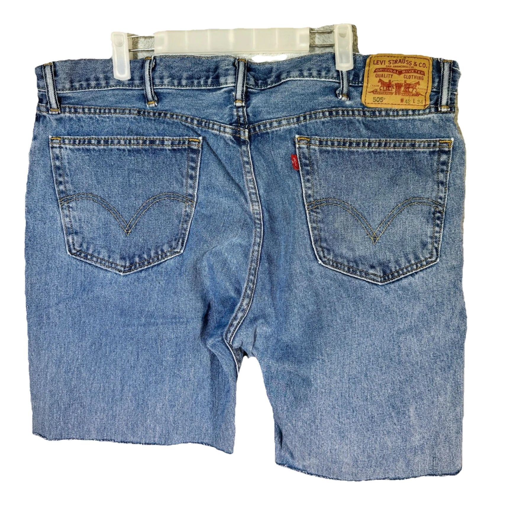 Levi's VINTAGE Levi's 505 Straight Fit Denim Jean Shorts Bermuda Men 42 Blue Cutoff Frayed Hem Distressed Pockets Logo Denim 100% Cotton USA Size US 42 / EU 58 - 4 Thumbnail