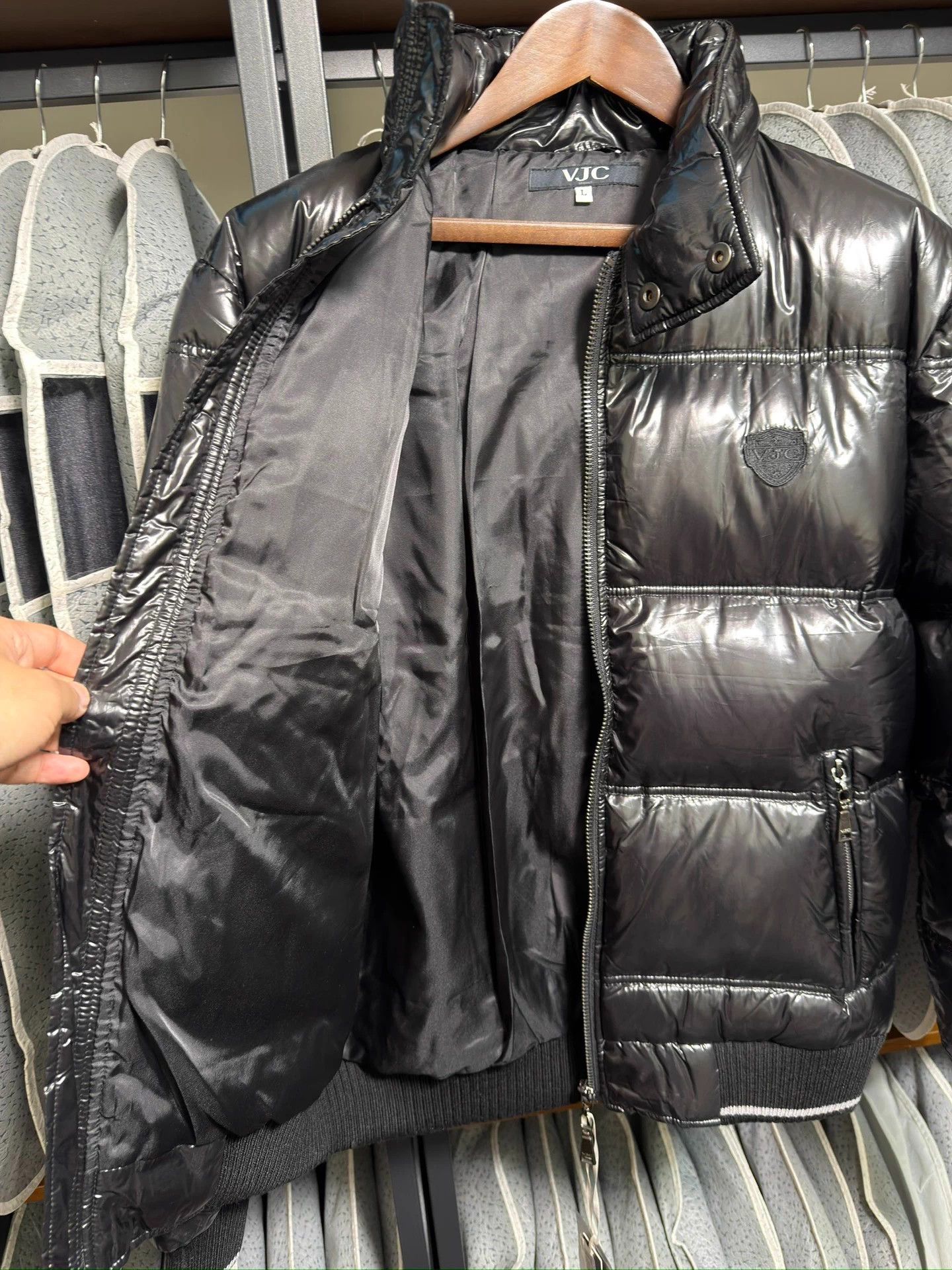 Versace Versace VJC Oversized Metallic Down Puffer Jacket L Size US L / EU 52-54 / 3 - 7 Thumbnail