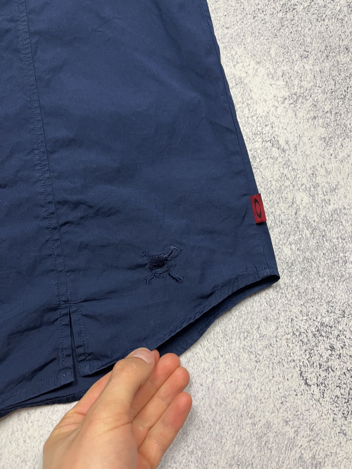Japanese Brand ☠️90’s Rare! Vintage Oakley T Shirt Mini Logo Y2K Hype Size US M / EU 48-50 / 2 - 16 Thumbnail
