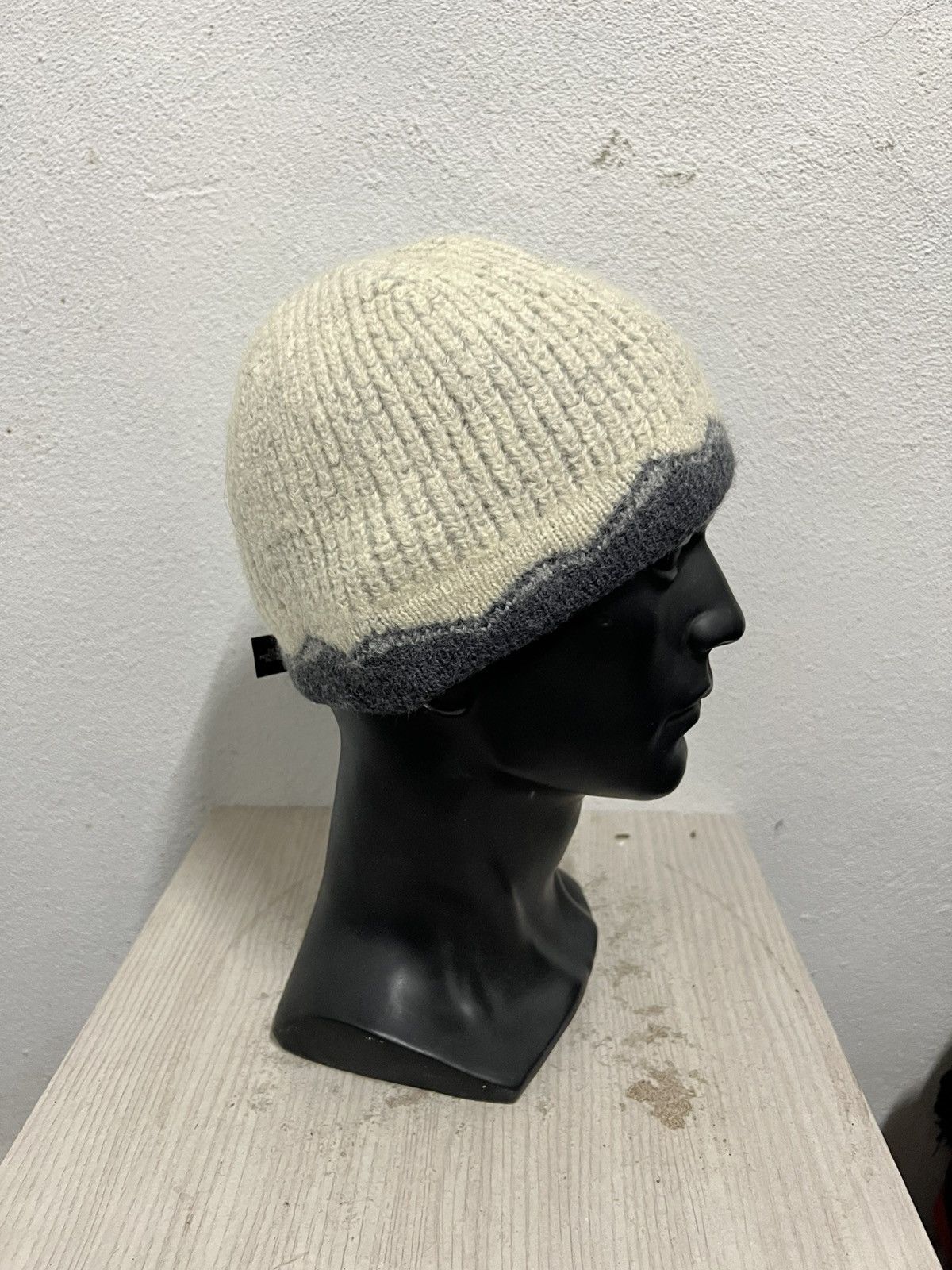 The North Face Vintage The North Face Beanie Hat Size ONE SIZE - 4 Thumbnail