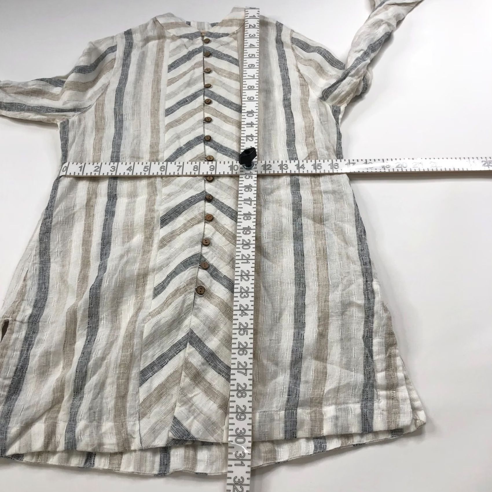 Soft Surroundings Soft Surroundings Shirt Gray 100% Linen Button-Up Mandarin LS MINT Short Sleeve? Size S / US 4 / IT 40 - 5 Thumbnail