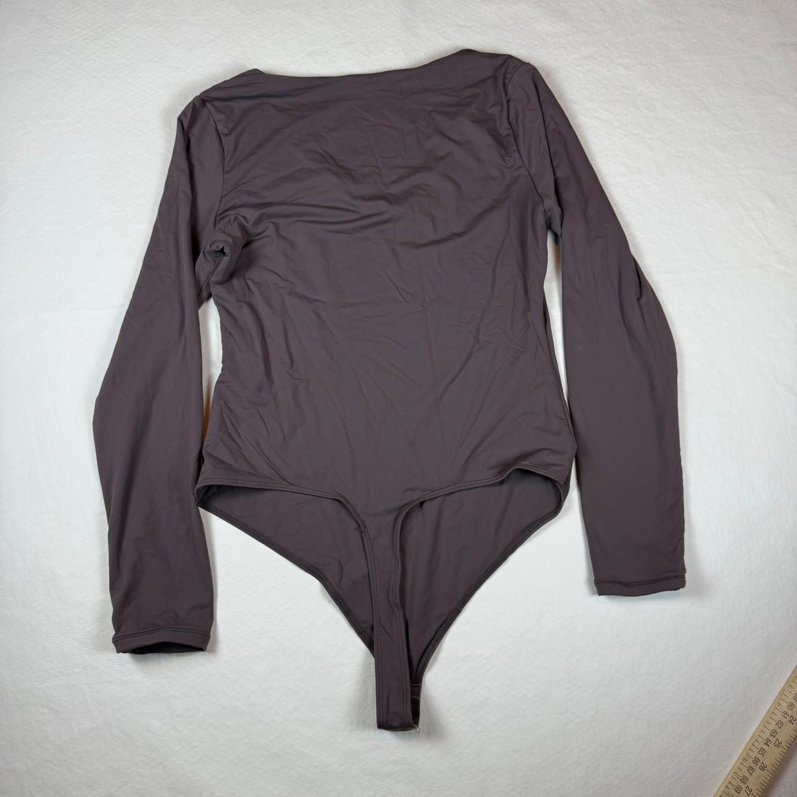 Other SUUKSESS Womens XL V-Neck Long Sleeve Bodysuit Taupe Brown Size ONE SIZE - 2 Thumbnail