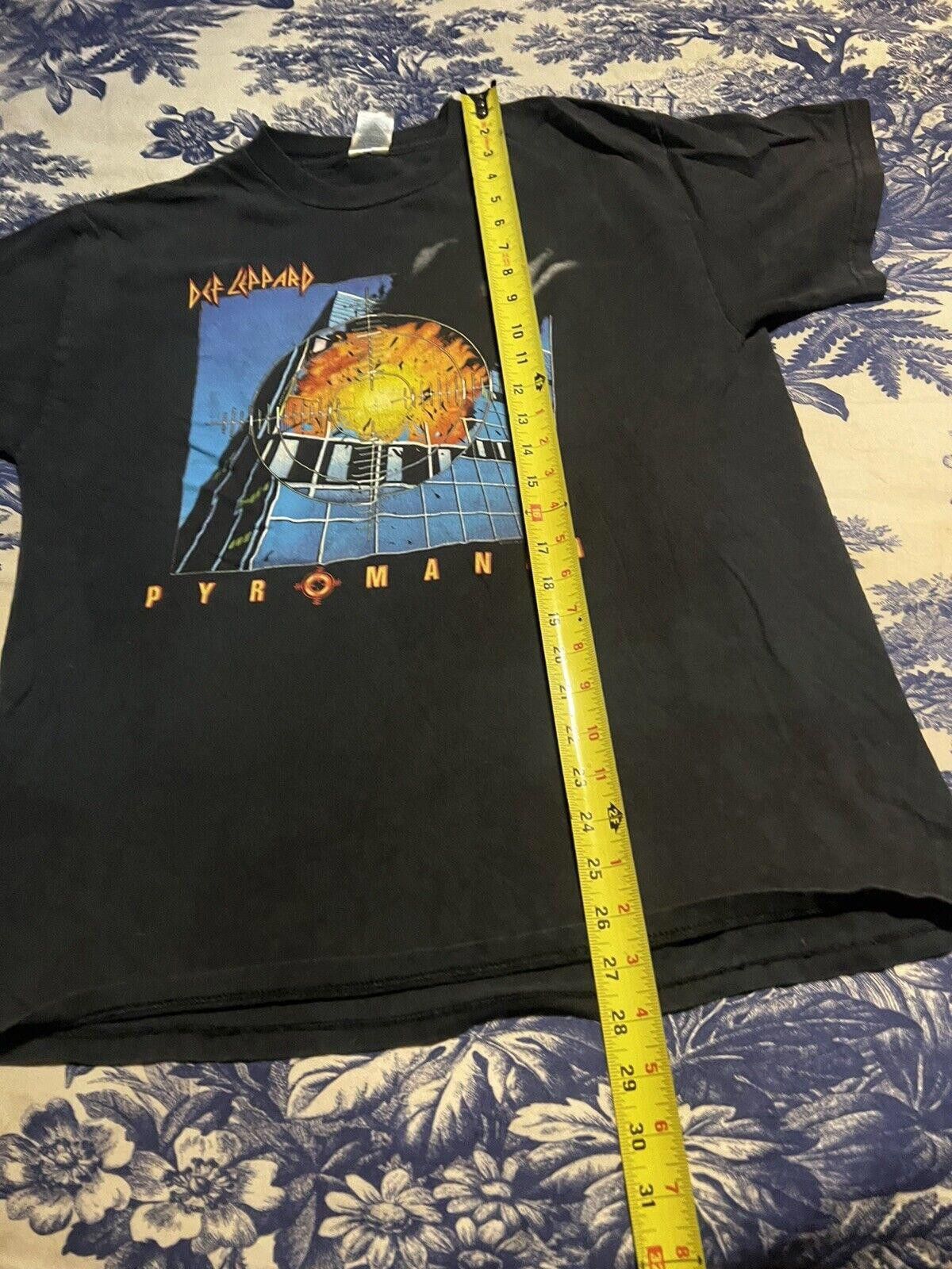 Designer Def Leppard Pyromania Vintage T-Shirt Size US L / EU 52-54 / 3 - 3 Thumbnail