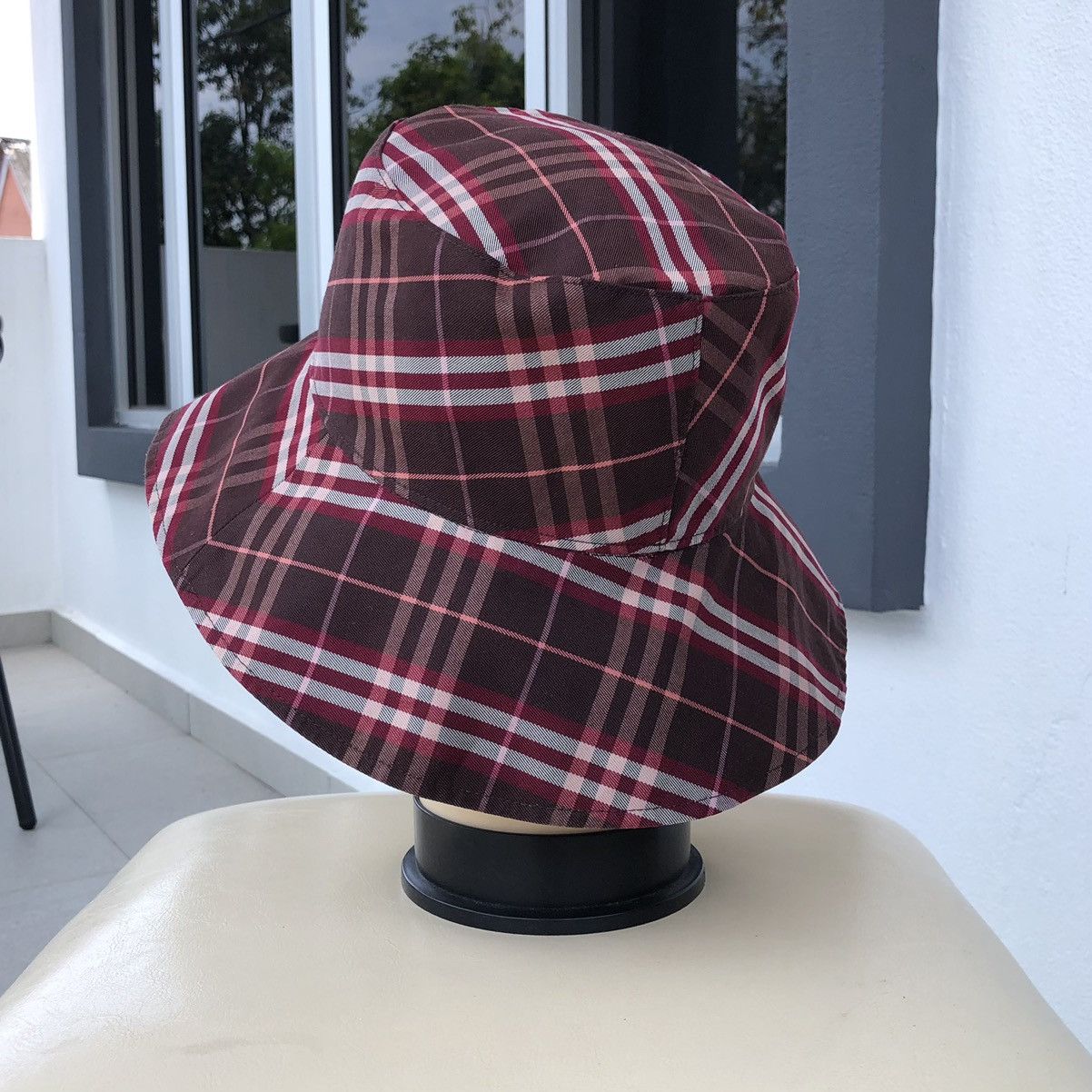 Burberry Authentic Burberry London Reversible Checked Bucket Hat Size ONE SIZE - 5 Thumbnail