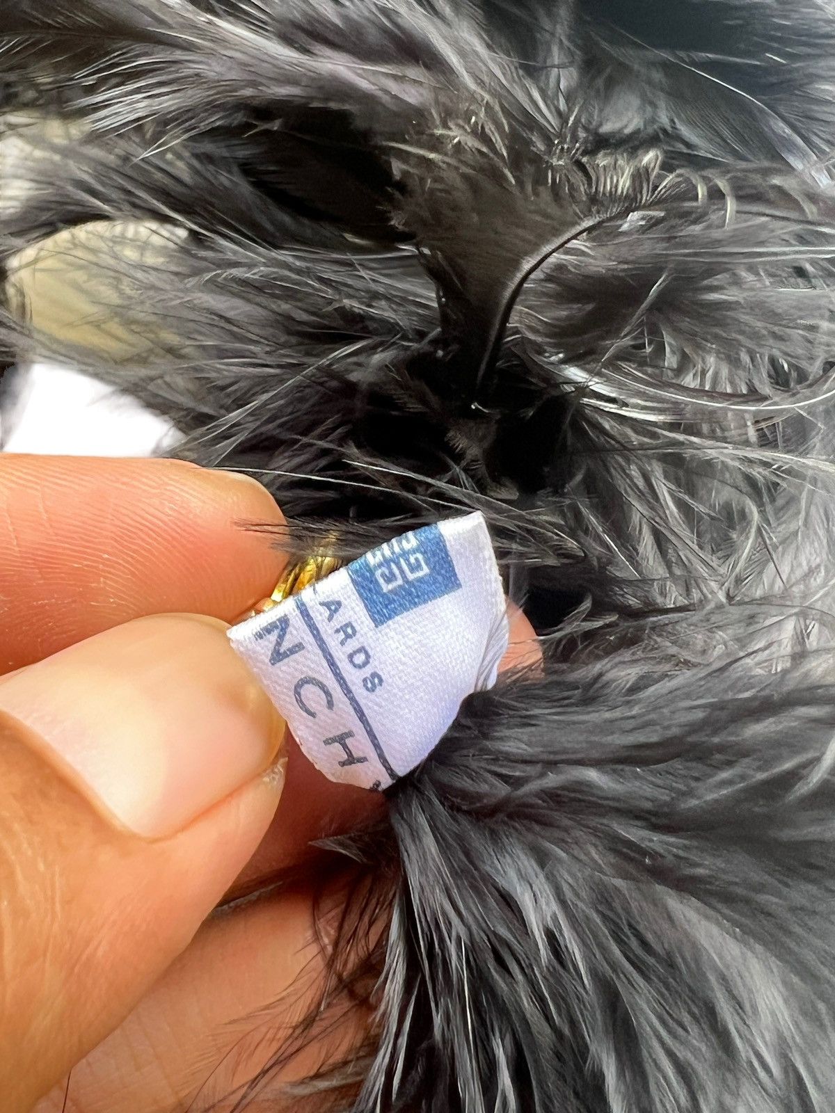 Givenchy Vintage Givenchy Foulards Fur Choker Size ONE SIZE - 6 Thumbnail