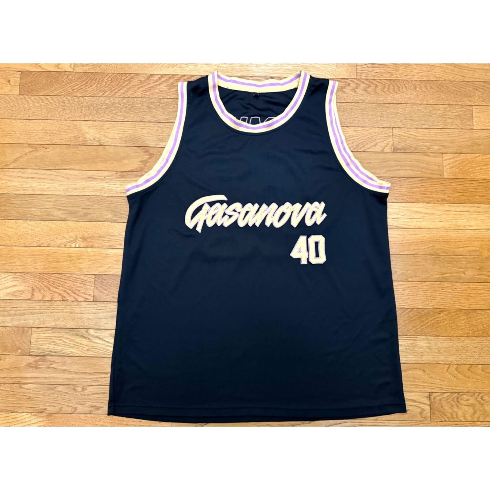 Vintage Yung Gravy Gasanova #40 Basketball Jersey T-Shirt Adult XXL Black Crew Neck graphic Print Logo Gravy Hip Hop Mens Cap Sleeve? Size US XXL / EU 58 / 5 - 2 Thumbnail