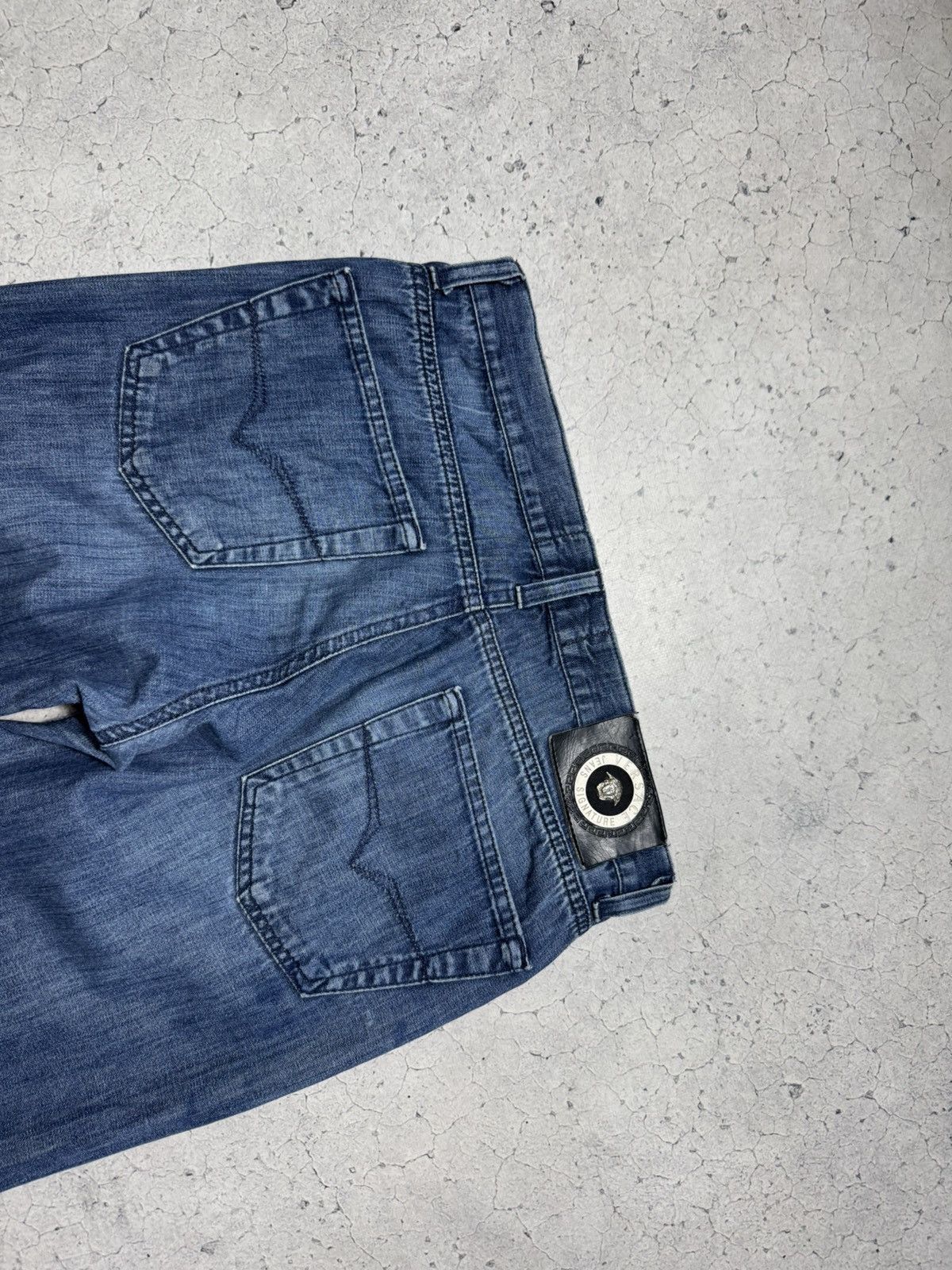 Versace Jeans Couture Versace Jeans Couture Luxury Vintage Denim Jeans Size 33 Size US 33 - 9 Thumbnail