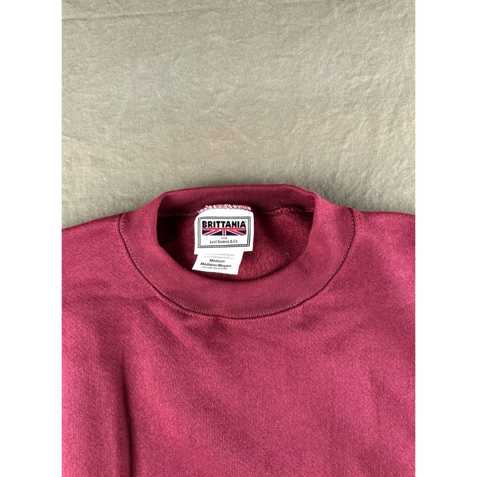 Vintage VINTAGE Brittania USA 90s Crewneck Sweatshirt Burgundy M Mens Size US M / EU 48-50 / 2 - 5 Thumbnail