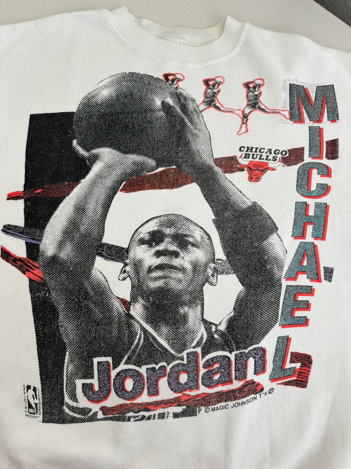 Jordan Brand × NBA × Vintage Vintage 90s Michael Jordan Graphic Magic Johnson Ts Crewneck Size US L / EU 52-54 / 3 - 3 Thumbnail