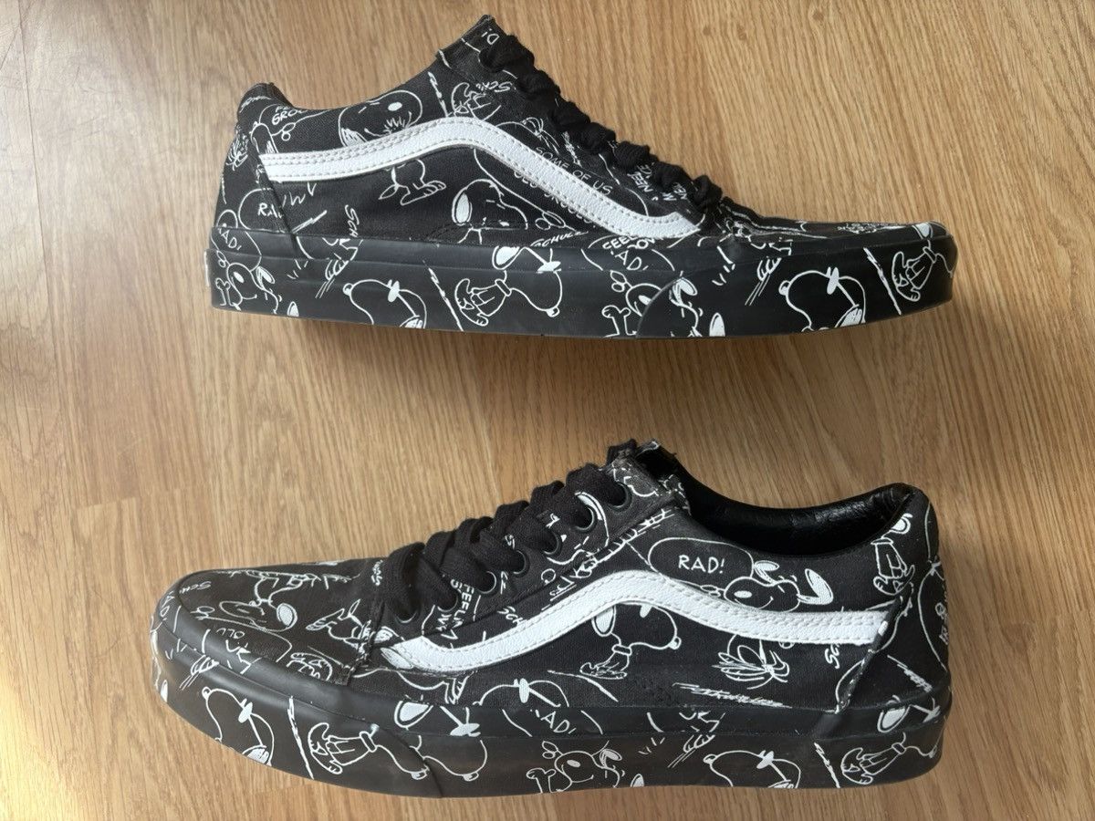 Peanuts × Vans Vans Old Skool Peanuts Snoopy Size US 10.5 / EU 43-44 - 2 Thumbnail