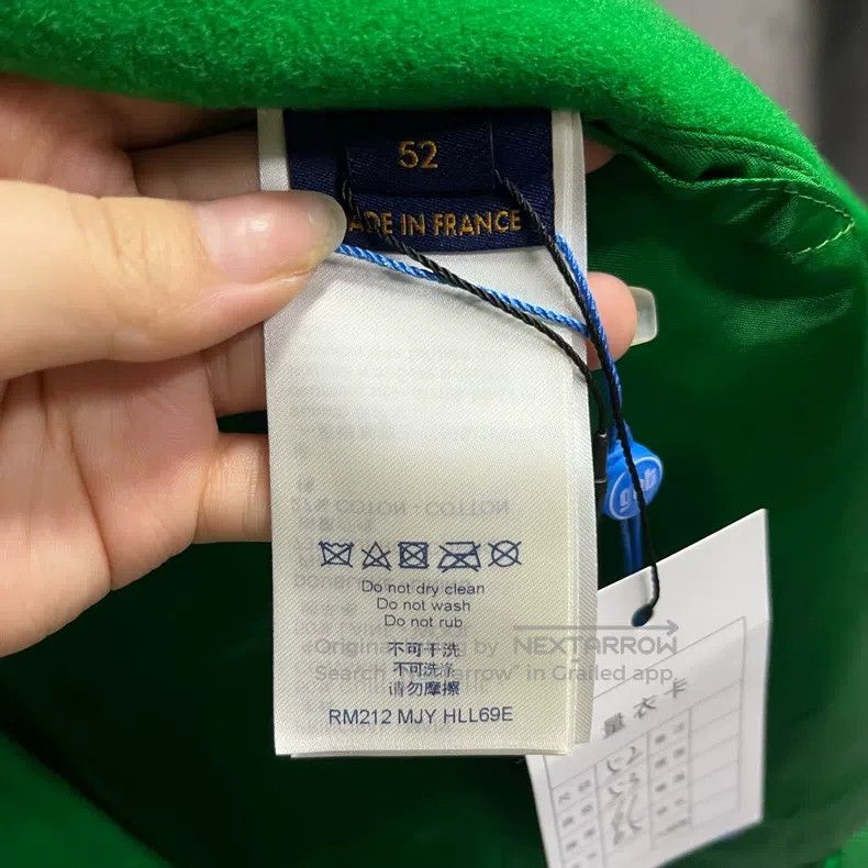 Louis Vuitton Louis Vuitton Green monogrammed, loose-fitting, long-sleev Size US L / EU 52-54 / 3 - 2 Thumbnail