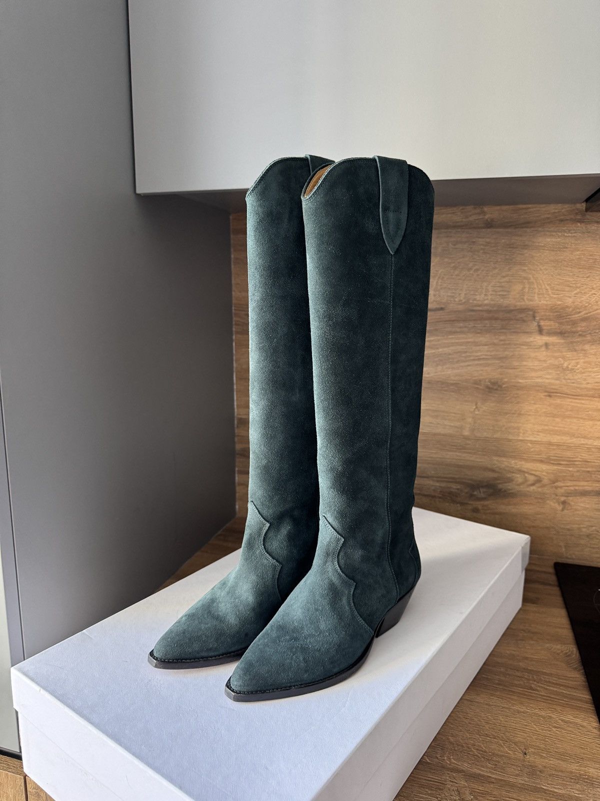 Isabel Marant Last Isabel Marant Denvee Suede Knee Boots Size US 6 / IT 36 - 1 Thumbnail