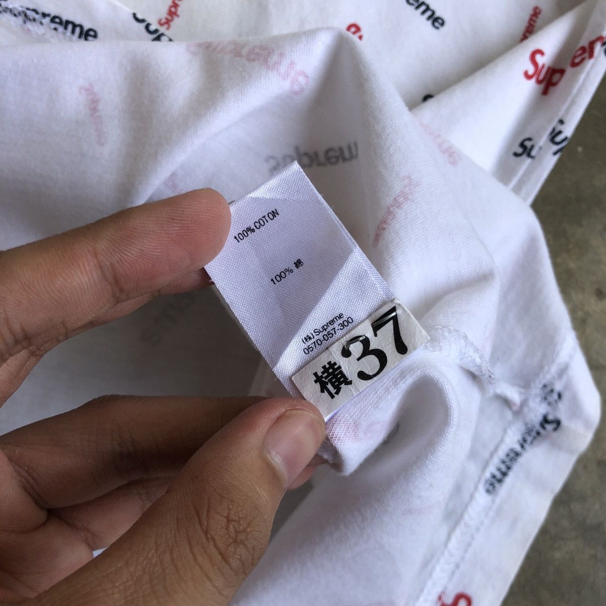 Supreme FW 18 Supreme Scatter Ringer Tee T-shirt White Size US L / EU 52-54 / 3 - 10 Thumbnail