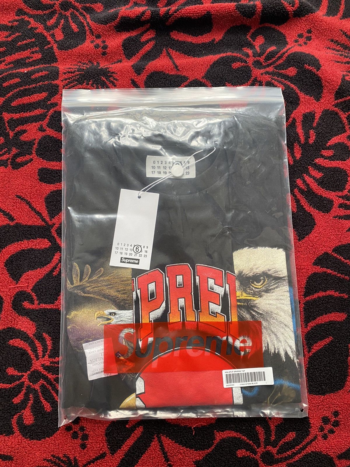 Maison Margiela × Supreme Supreme MM6 Maison Margiela Split S/S Top Large Size US L / EU 52-54 / 3 - 4 Thumbnail