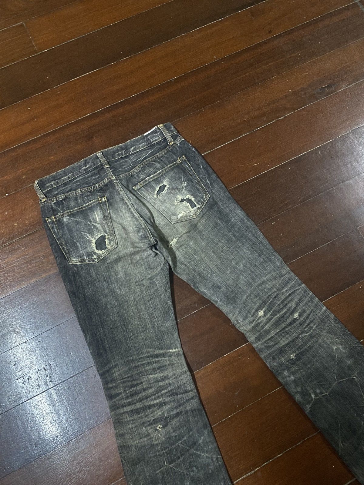 If Six Was Nine Fire BLUEWAY flare distressed mud wash dirty jeans Size US 31 - 14 Thumbnail