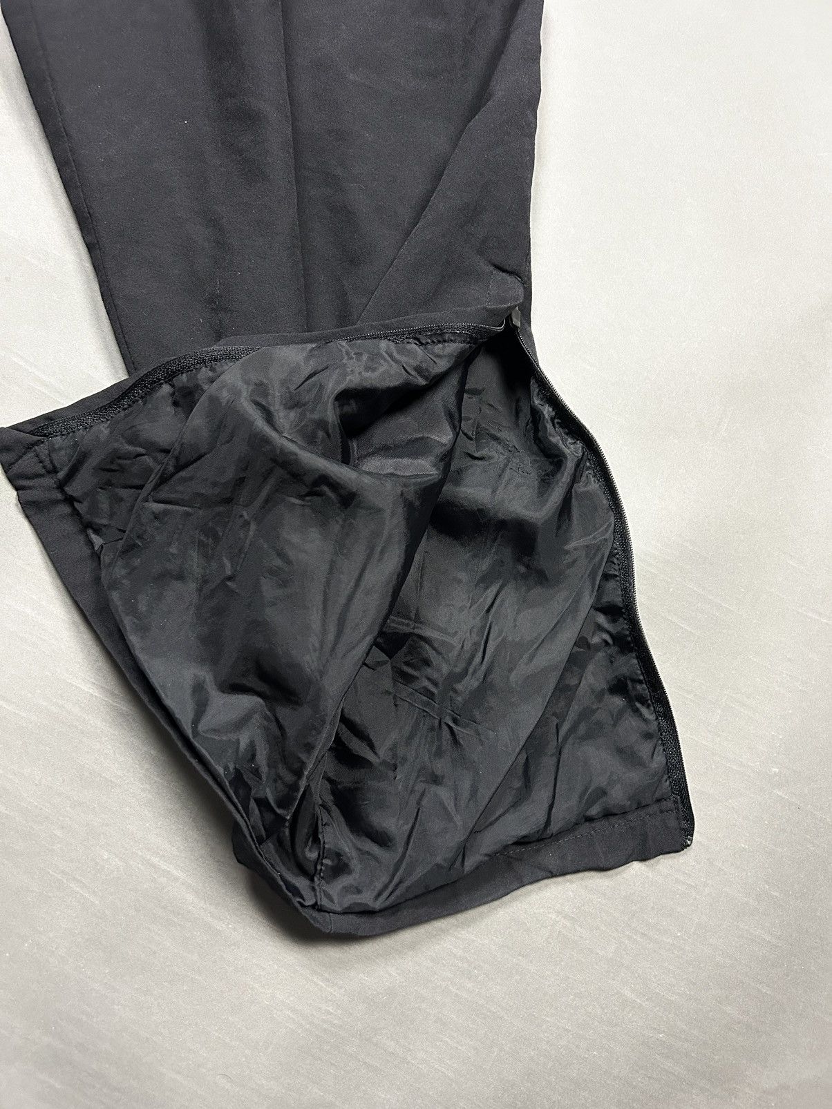 Vintage Germany nylon track pants black drill Y2K Deutscher Size US 36 / EU 52 - 5 Thumbnail