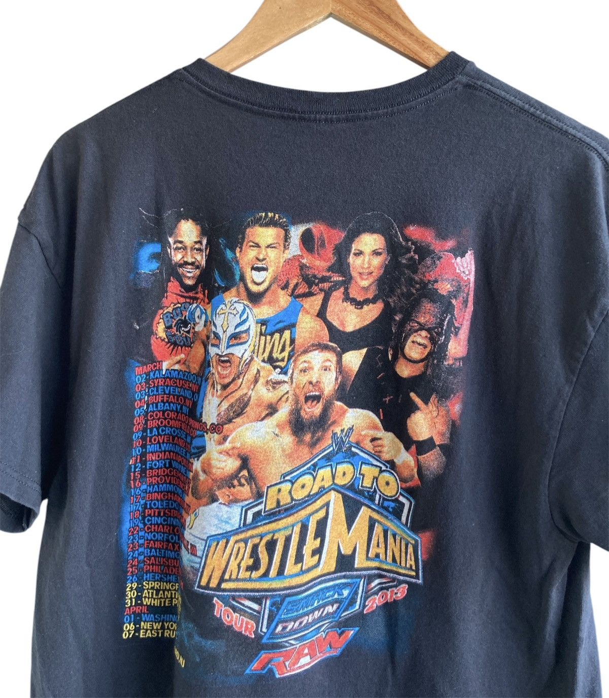 Vintage 2013 WWE Smack Down Raw Tour Shirt Wrestling Rap Tee Style Size US XL / EU 56 / 4 - 2 Thumbnail