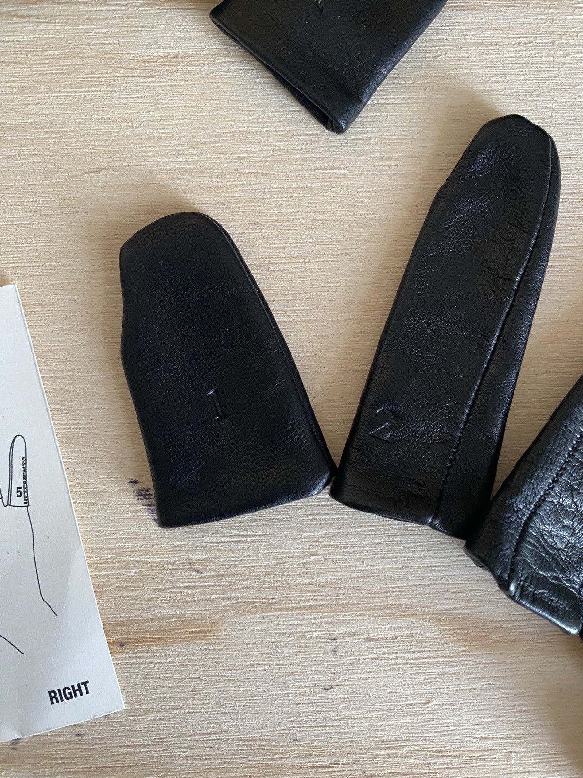 Vetements SS16 Finger Gloves Size ONE SIZE - 12 Thumbnail