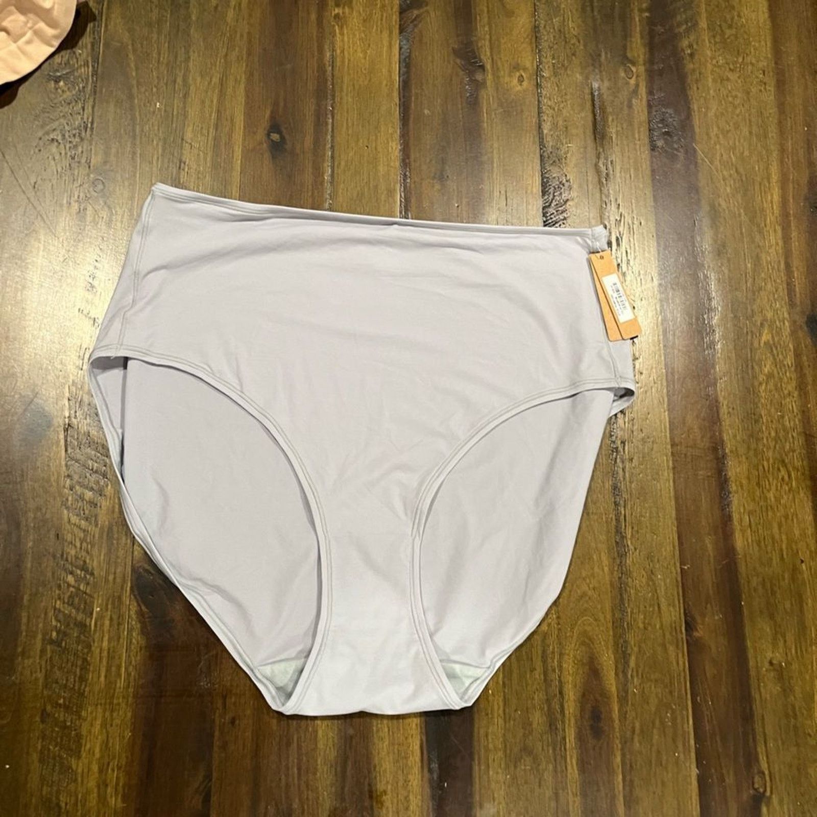 SKIMS NWT Skims Fits Everybody Full Brief Moonstone - Size 4X Size ONE SIZE - 1 Thumbnail