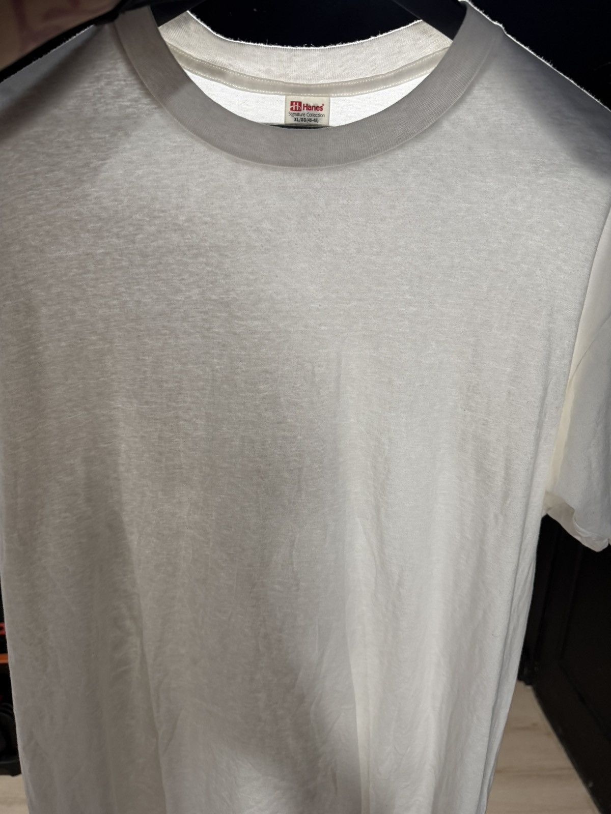 Vintage 2000s Y2K Vintage Hanes White Blank Grunge Streetwear Tee XL Size US XL / EU 56 / 4 - 6 Thumbnail
