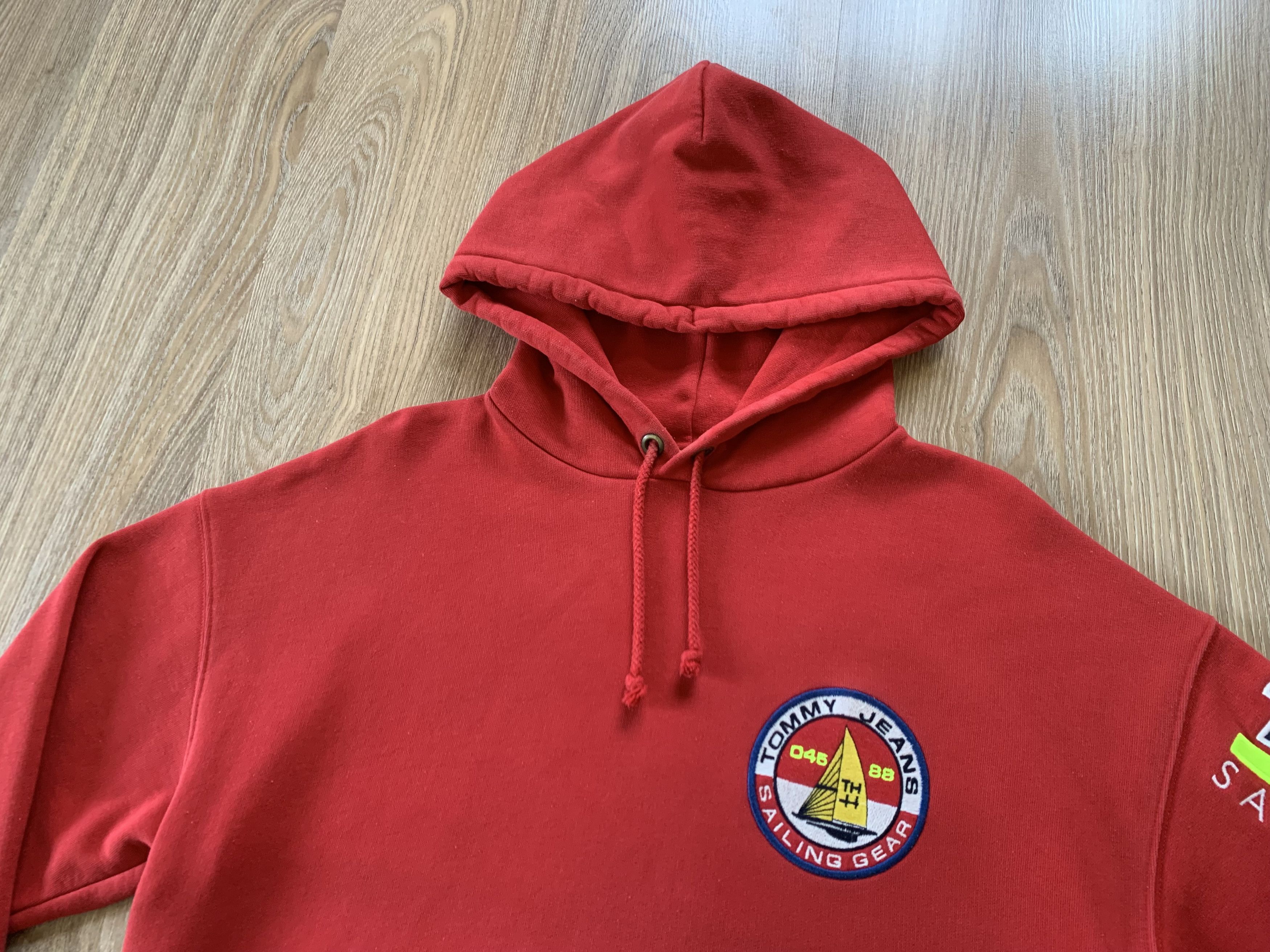 Designer × Tommy Hilfiger Tommy Hilfiger Sailing Gear Embroidered Hoodie Size US S / EU 44-46 / 1 - 4 Thumbnail
