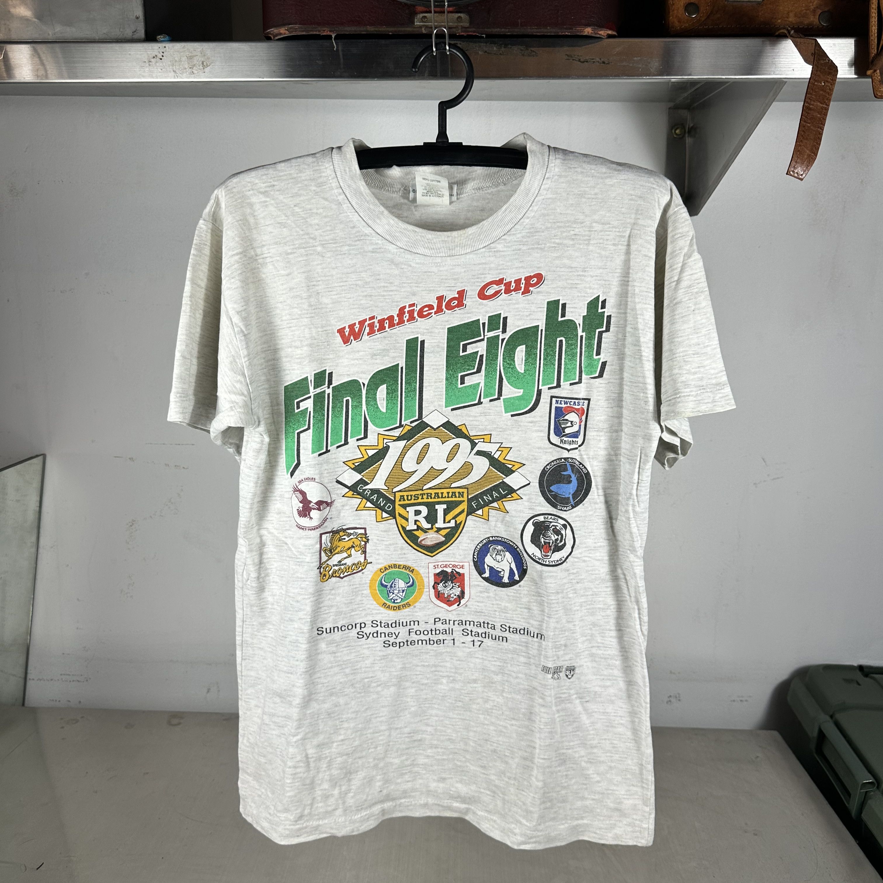 Vintage ​​​Vintage 1995 NRL Winfield Cup Rugby Final Eight T-shirt Size US M / EU 48-50 / 2 - 1 Thumbnail