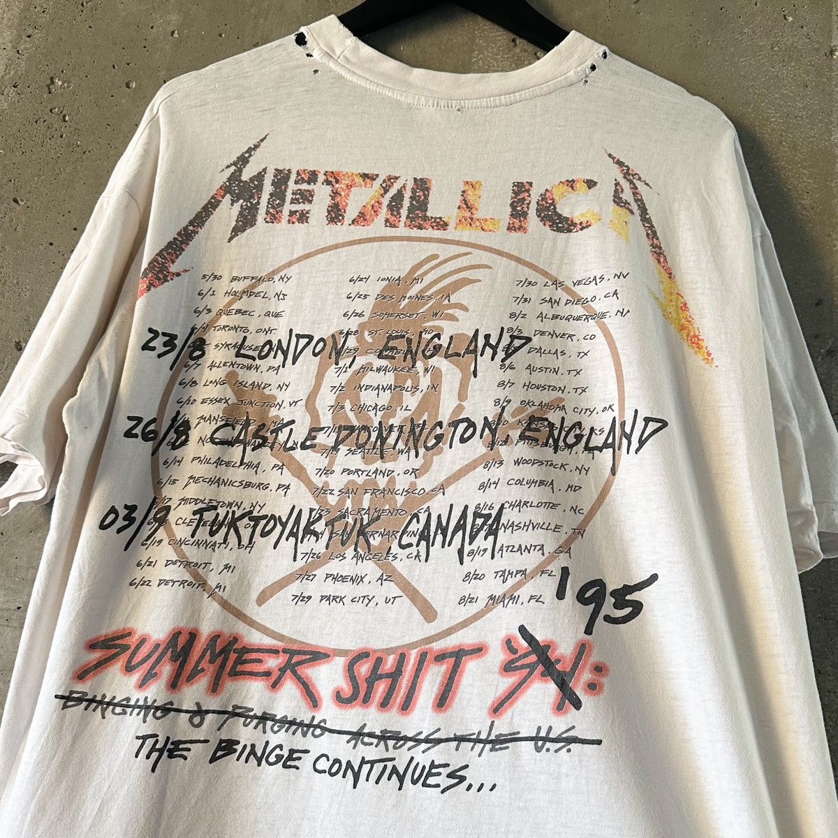 Band Tees 90’s Metallica LIVE SHIT: BINGE & PURGE T-Shirt Size US XL / EU 56 / 4 - 5 Thumbnail