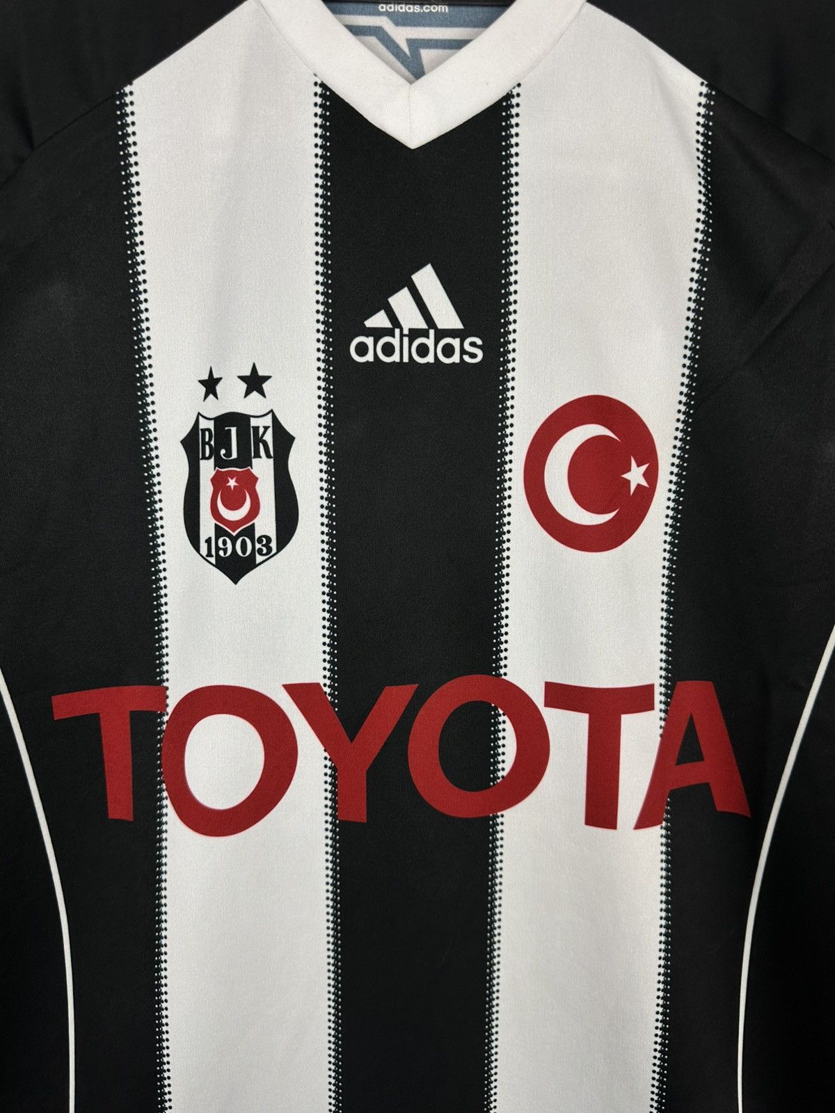 Adidas ADIDAS BESIKTAS 2011/12 FOOTBALL SOCCER SHIRT JERSEY AWAY Size US M / EU 48-50 / 2 - 3 Thumbnail