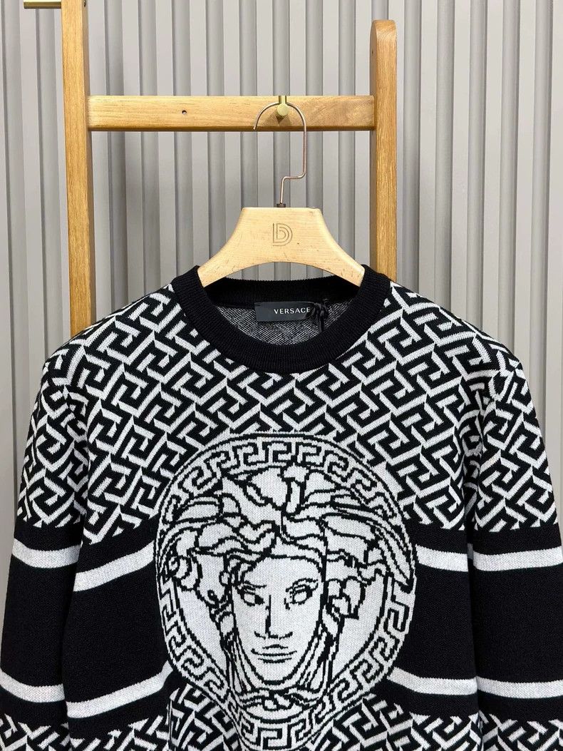 Versace Versace Black and white color-blocked Medusa crewneck card Size US L / EU 52-54 / 3 - 3 Thumbnail