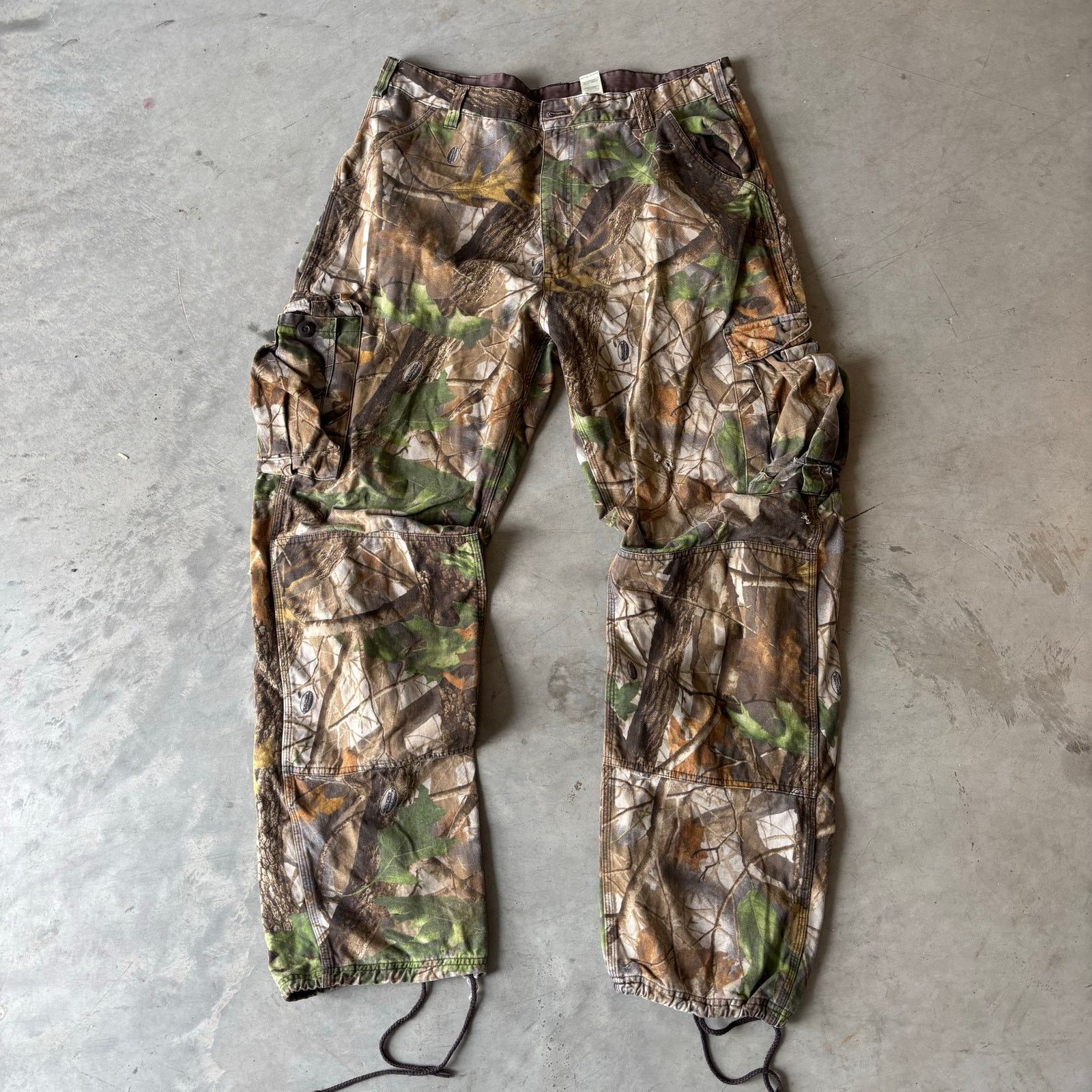 Realtree vintage 90s realtree camo cargo pants Size US 36 / EU 52 - 1 Thumbnail