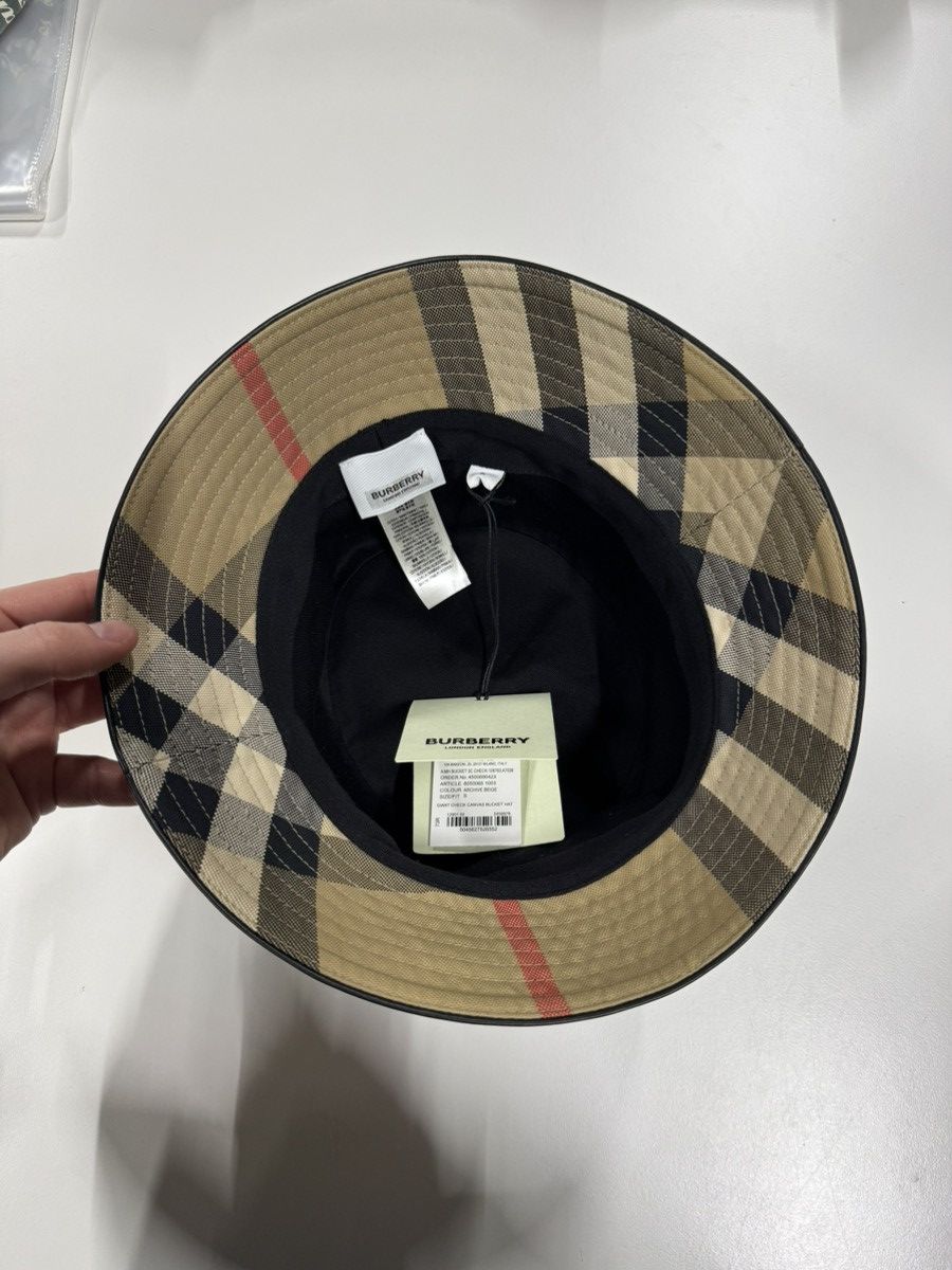 Burberry Burberry Classic Check Bucket Hat 600$ Size ONE SIZE - 4 Thumbnail