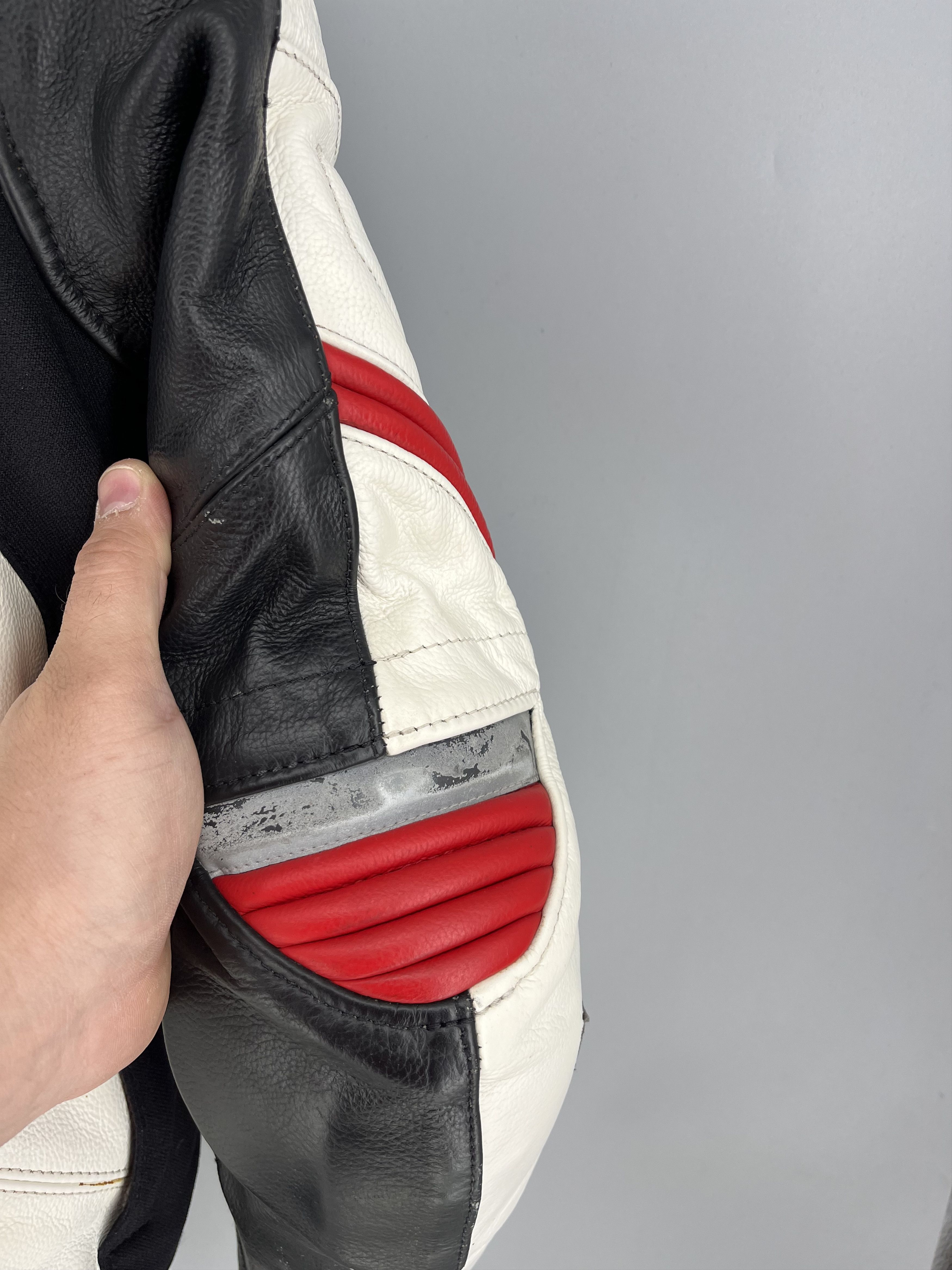 Leather Dainese Racing 3 Leather Perforated Motorcycle Jacket Size US L / EU 52-54 / 3 - 13 Thumbnail