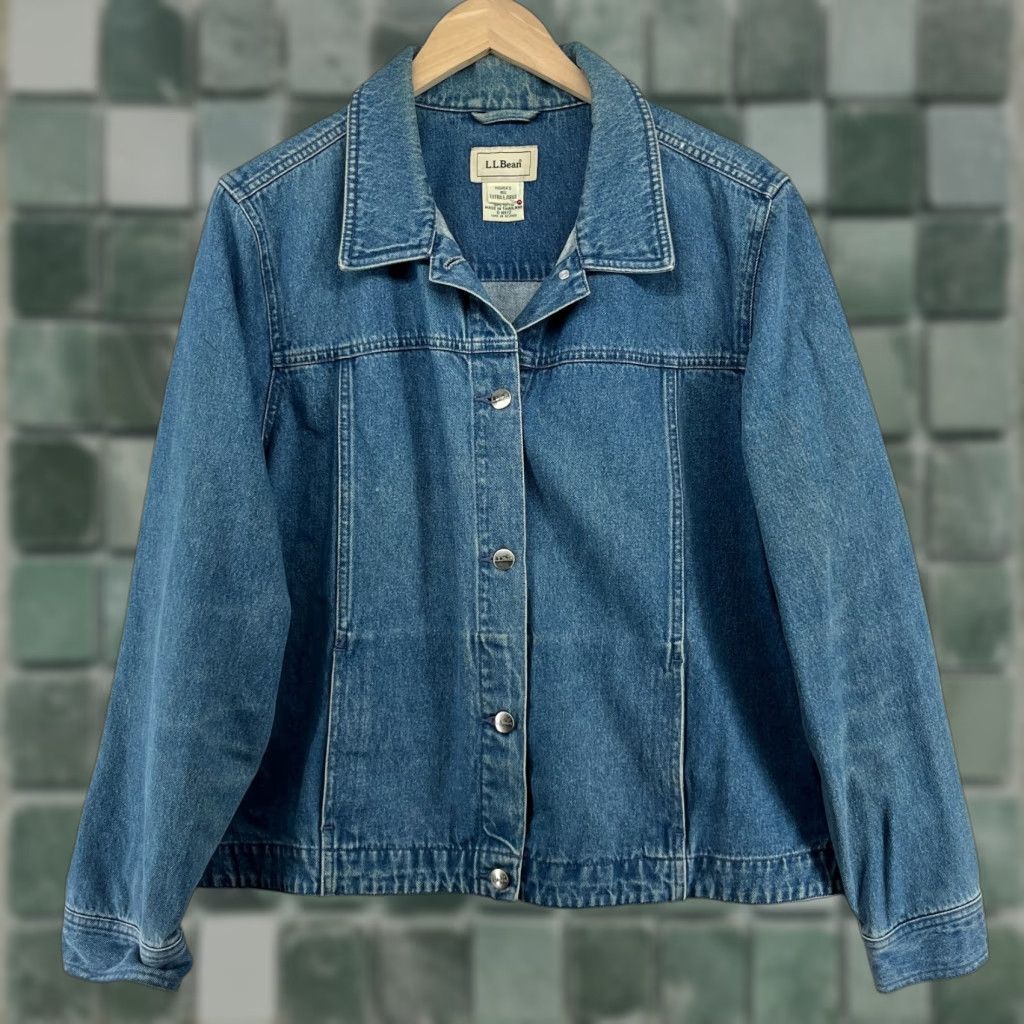 LL BEAN Jacket Womens XL Denim Button Up Boxy Cotton Washed Blue Jean
