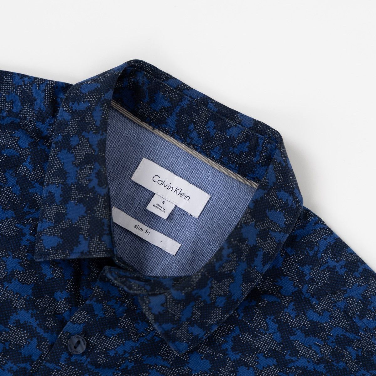 Calvin Klein Calvin Klein Mens Blue Patterned Button Up Shirt Long Sleeve Size US S / EU 44-46 / 1 - 5 Thumbnail
