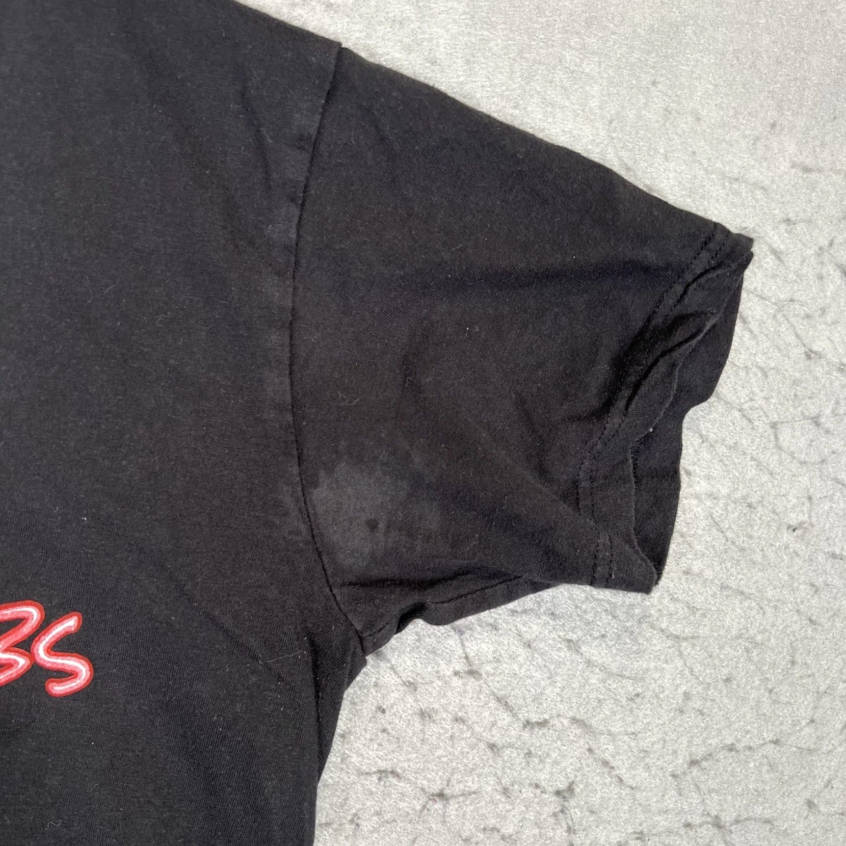 Vintage VINTAGE A1 90s Ghetto Celebs T Shirt Adult S Black V Neck Rap Tee Hi Hop Mens Size US S / EU 44-46 / 1 - 5 Thumbnail