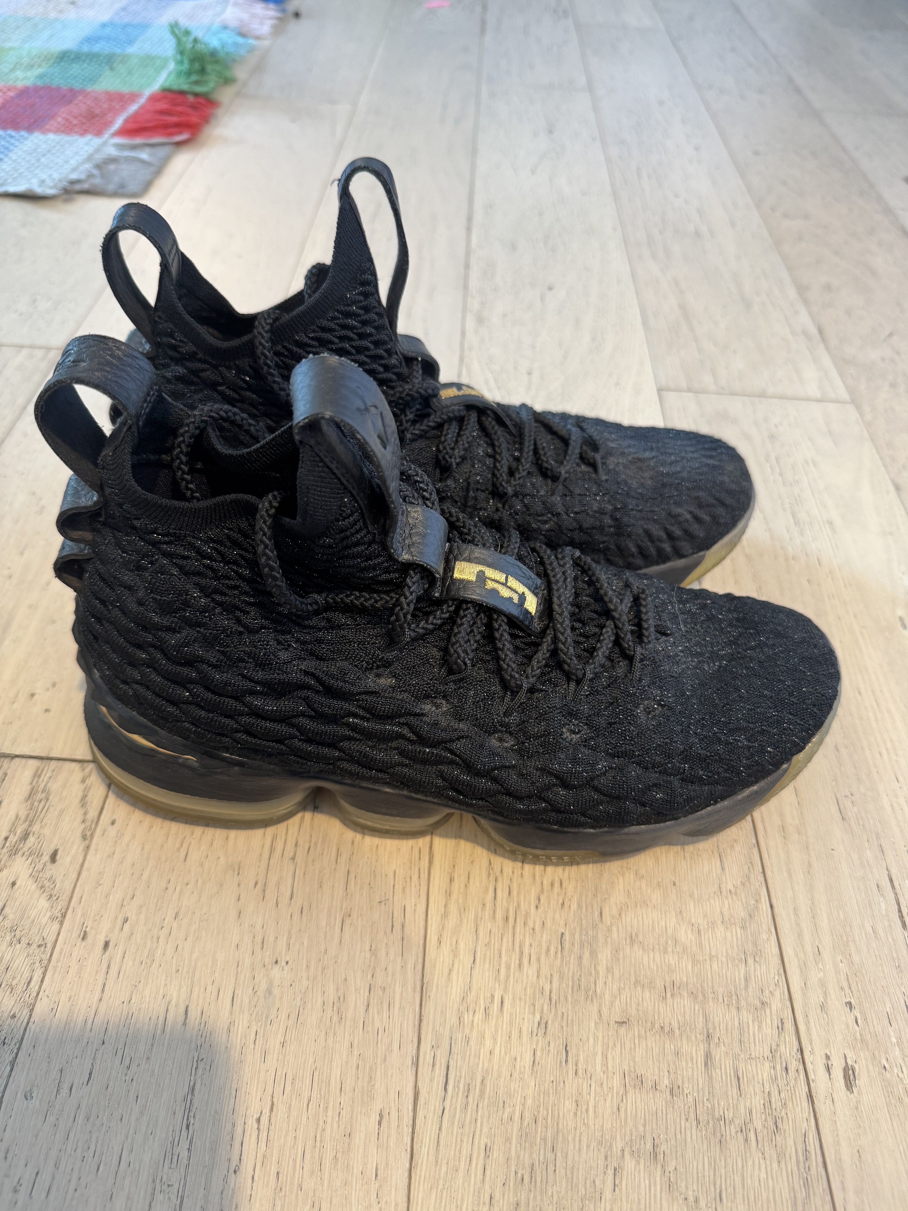 Nike Nike LeBron 15 Size US 8 / EU 41 - 1 Thumbnail