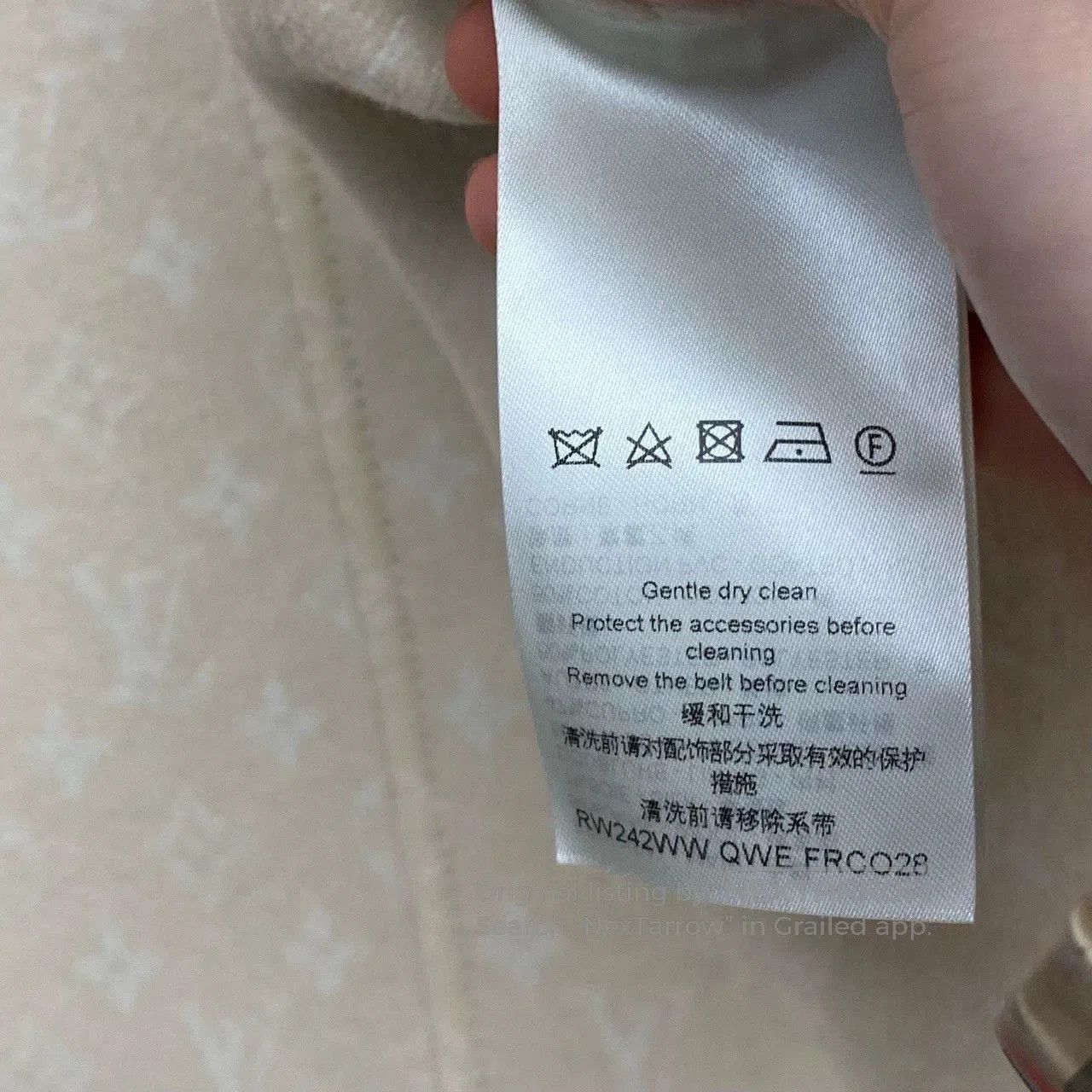 Louis Vuitton Louis Vuitton Beige Monogram Long Coat. Size US M / EU 48-50 / 2 - 5 Thumbnail