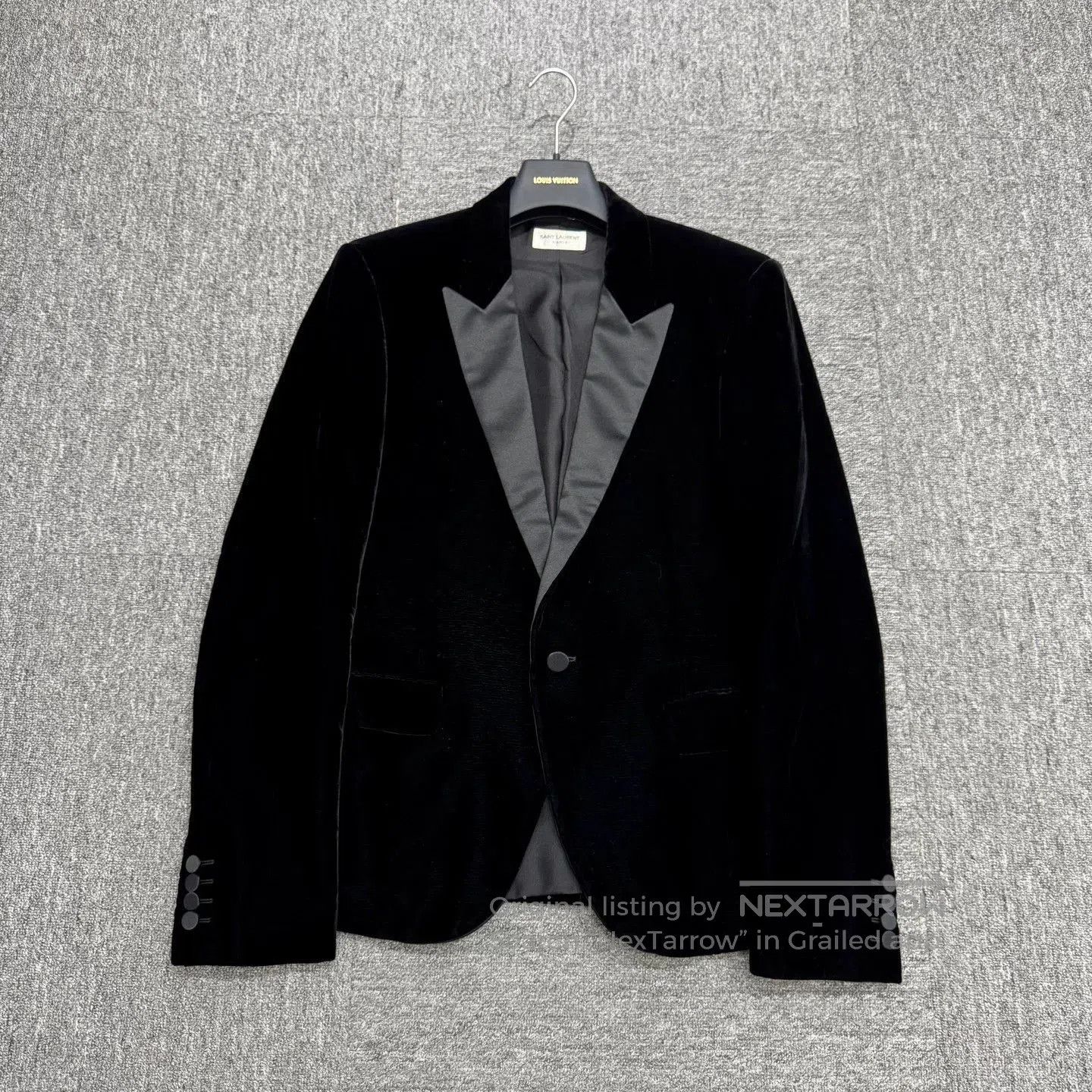 Saint Laurent Paris stylish velvet blazer from SLP. Size US L / EU 52-54 / 3 - 1 Thumbnail