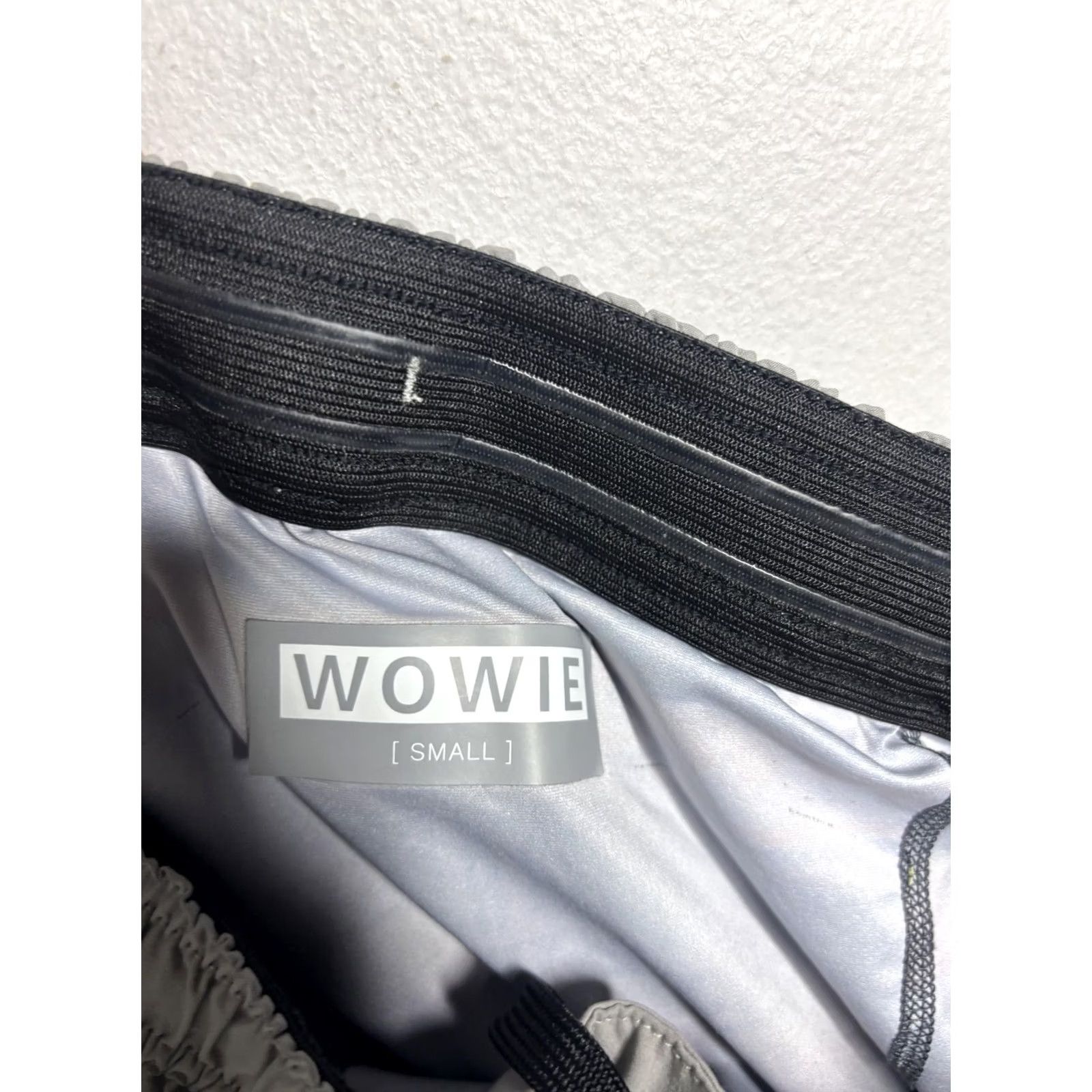 Vintage WOWIE Shorts Mens S Gray Lined Athletic Running Gym Training Drawstring Subtle WOWIE Logo Size US 29 - 6 Thumbnail
