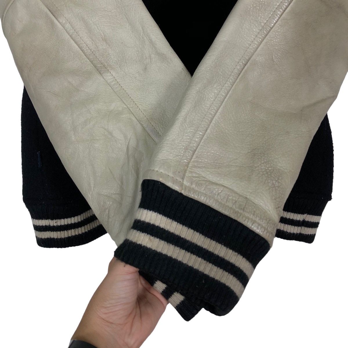 Japanese Brand 🔥90s Vintage Varsity Jacket Tommy Hilfiger Leather Handling Size US L / EU 52-54 / 3 - 11 Thumbnail