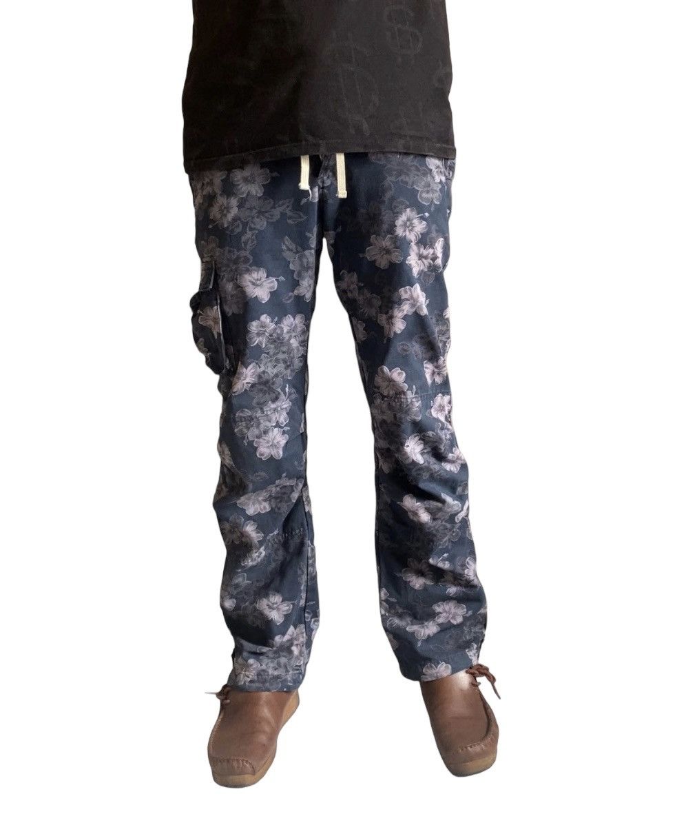 Hysteric Glamour Sunny Clouds Allover Print Floral Strght Leg like Denim Tear Size US 29 - 2 Thumbnail