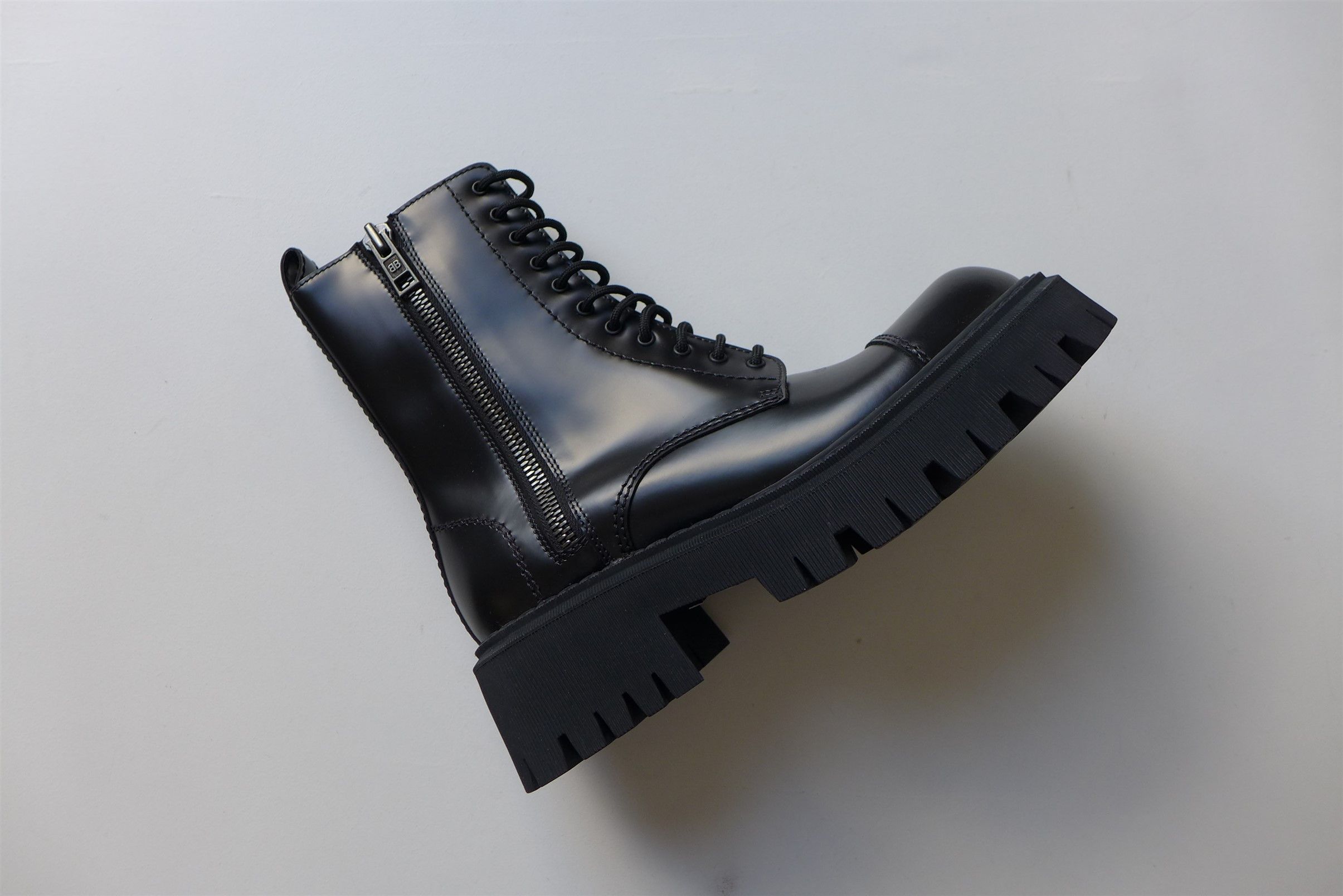 Balenciaga Balenciaga Tractor Boots - Black Calf Leather Size US 6 / EU 39 - 5 Thumbnail